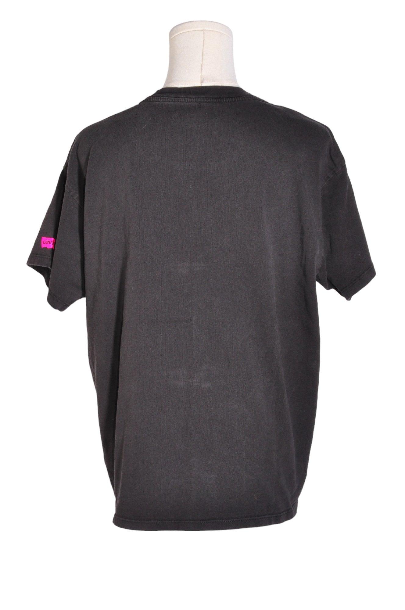 LEVI'S Stylish Women's Black Regular-Fit T-Shirt - Size S