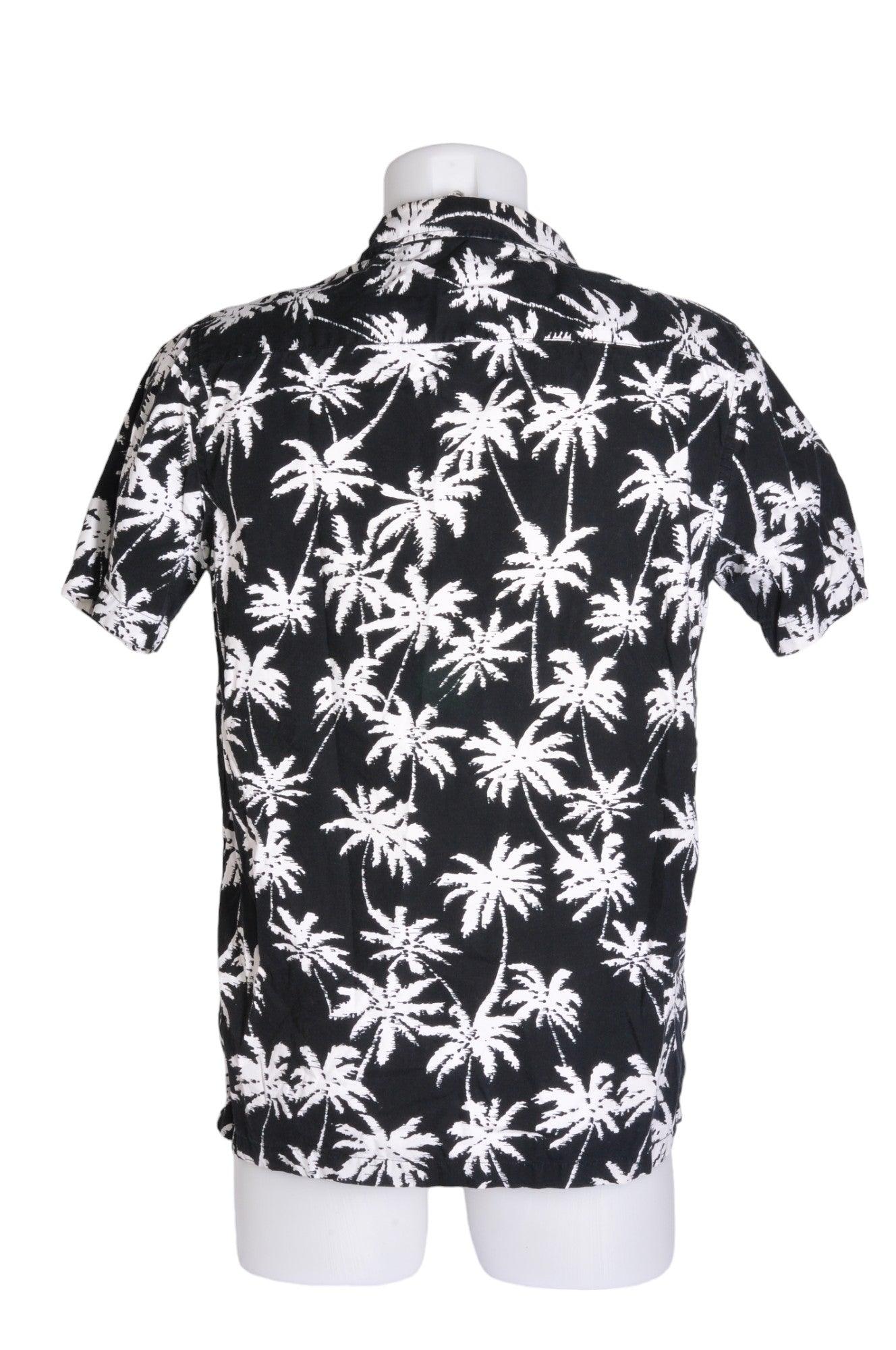 FOREVER 21 Stylish Men's Regular Fit Black Button Down Tops - Size M