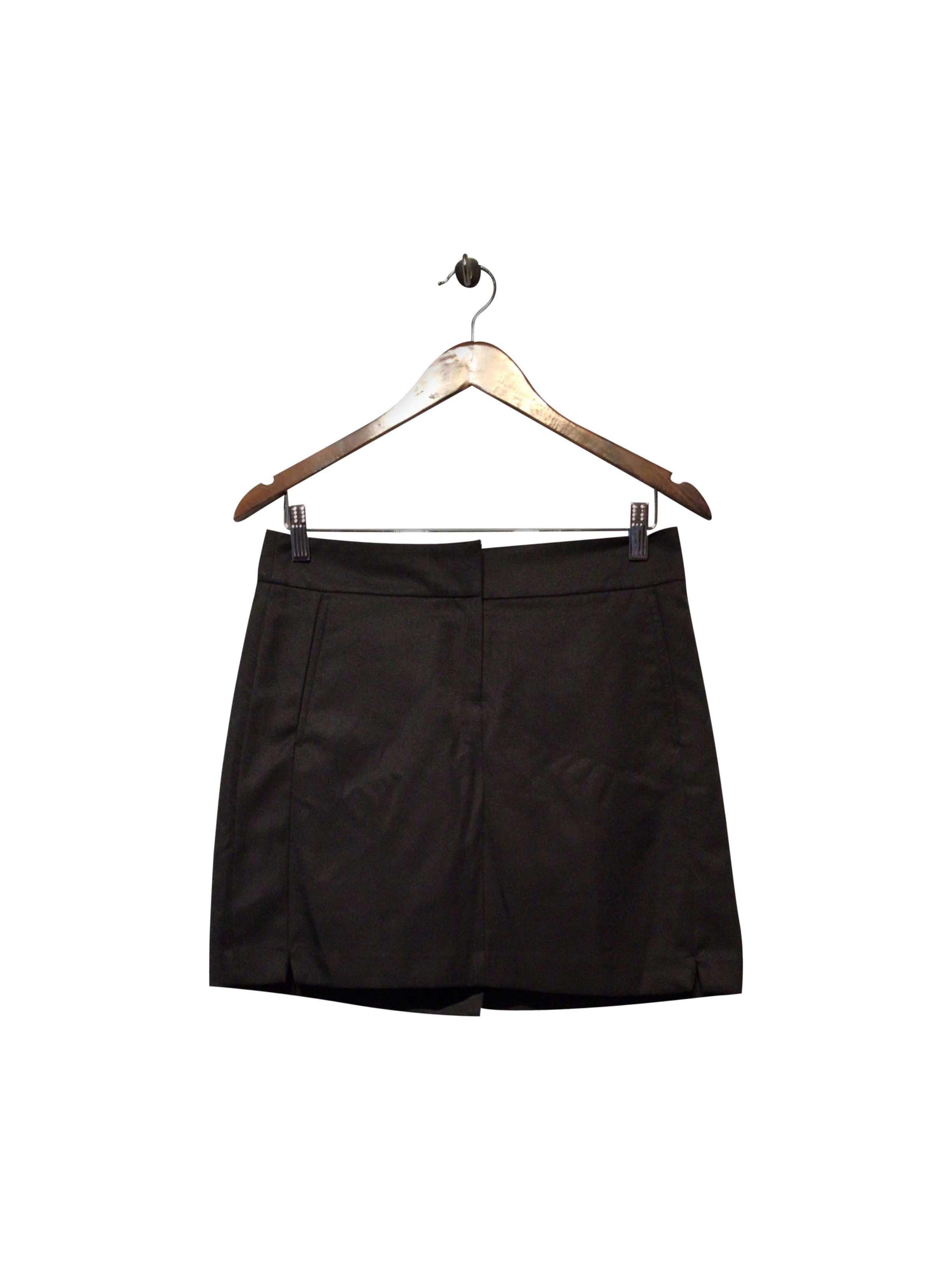 IZOD Black Regular Fit Second - hand Skirt Size 2