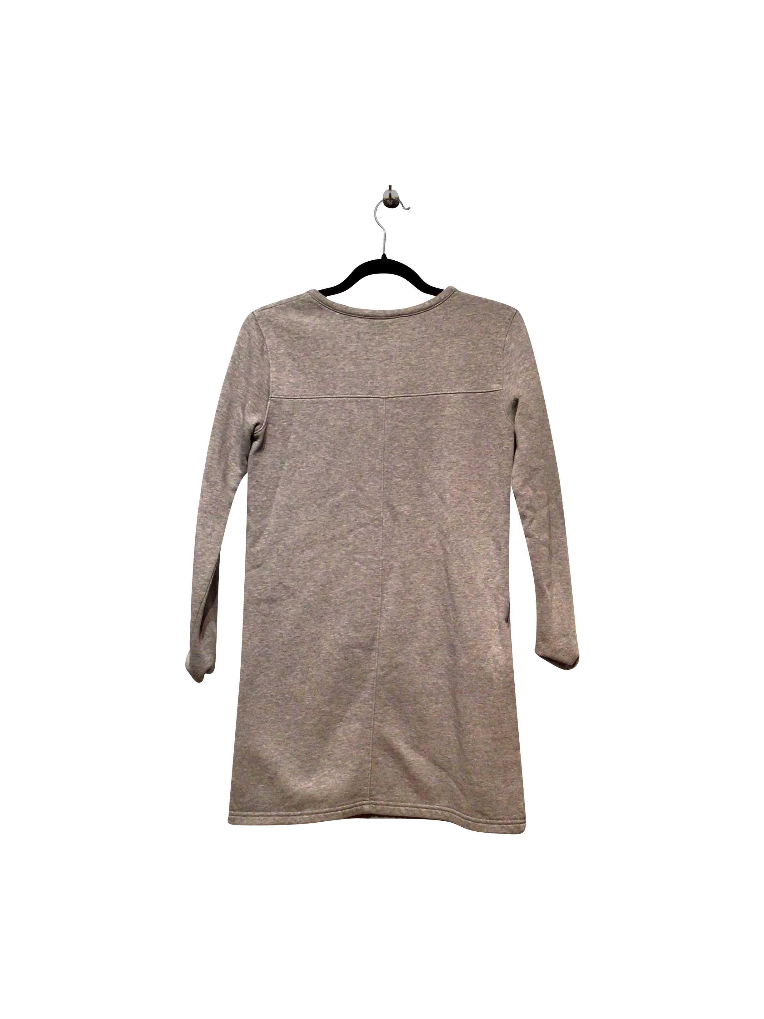 FOREVER 21 Stylish Regular Fit Gray Long-Sleeved Crew Neck T-shirt - Size S