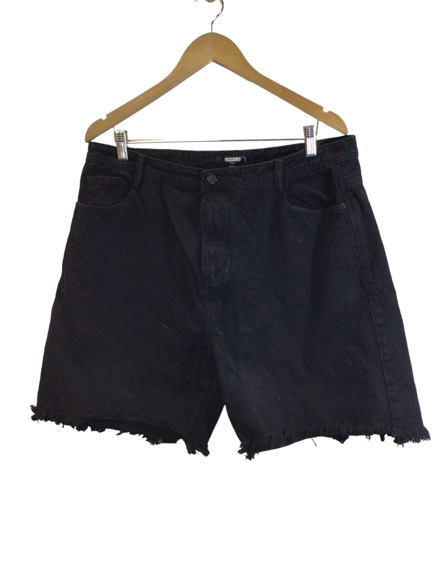 MISSGUIDED Stylish Women's Black Regular Fit Denim Shorts - Size 16