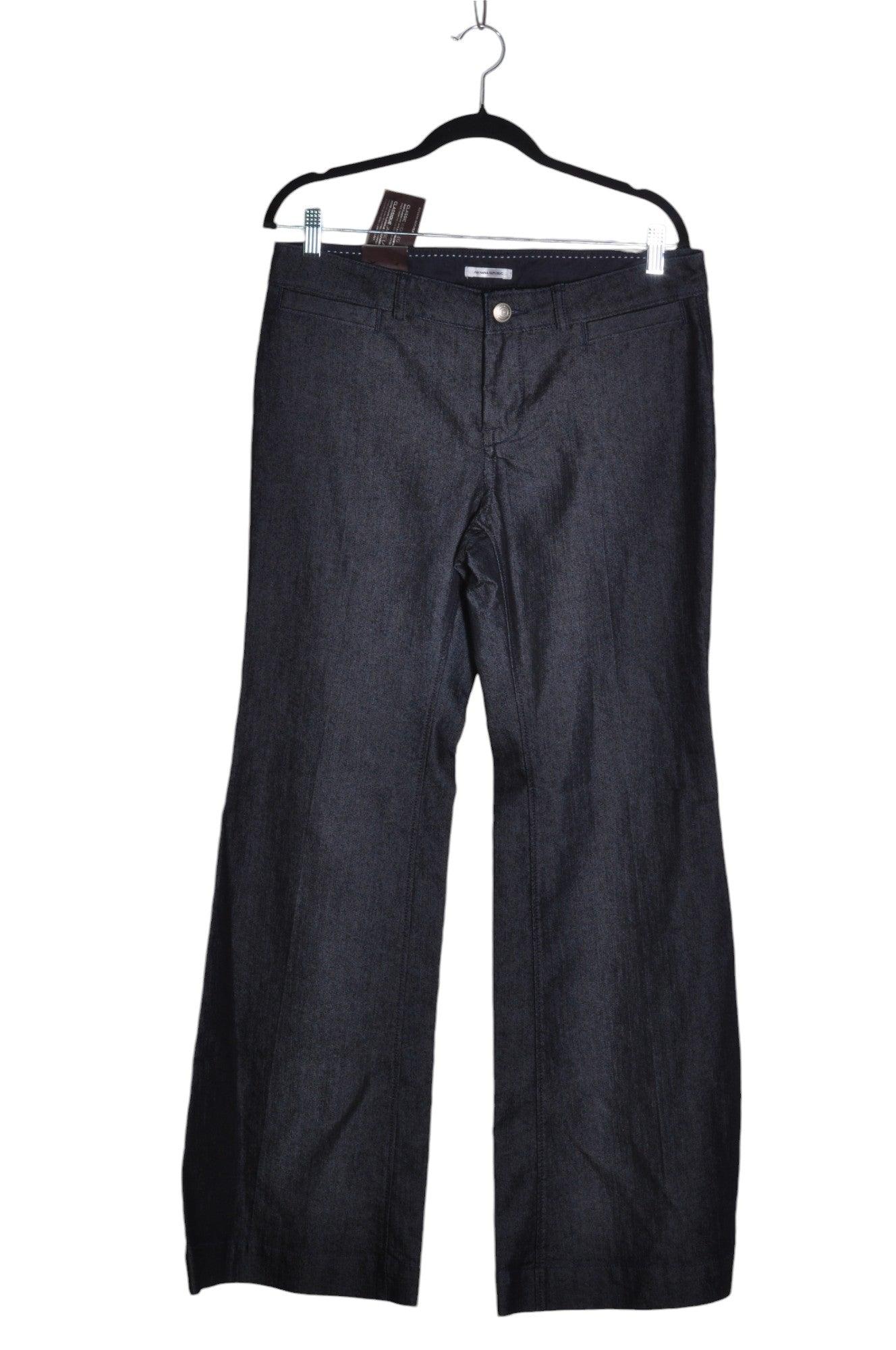 BANANA REPUBLIC Stylish Women's Blue Regular Fit Straight-Legged Jeans - Size 12