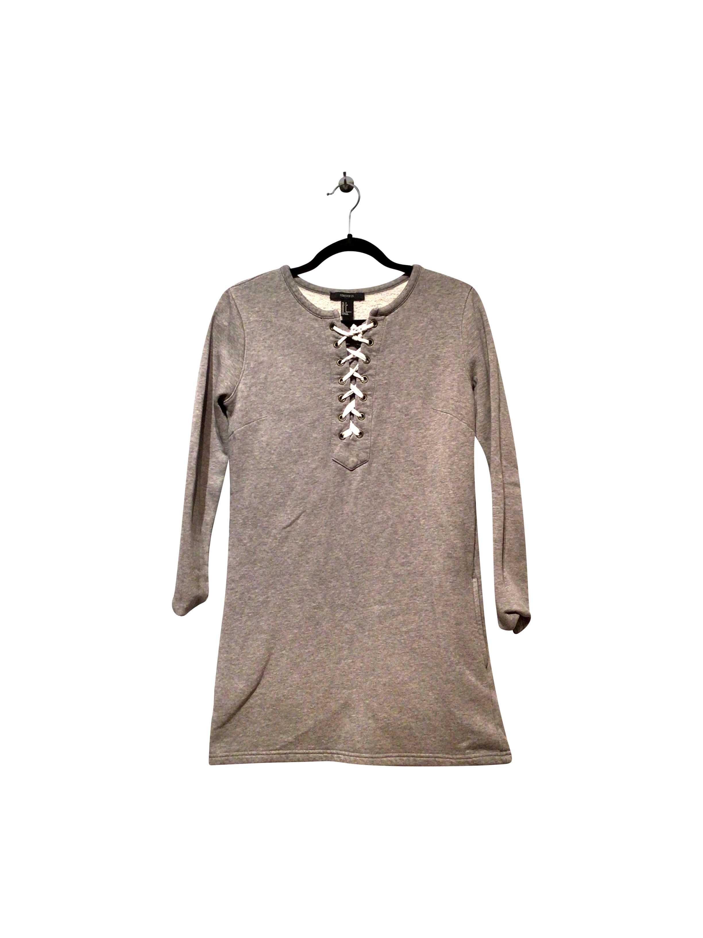 FOREVER 21 Stylish Regular Fit Gray Long-Sleeved Crew Neck T-shirt - Size S