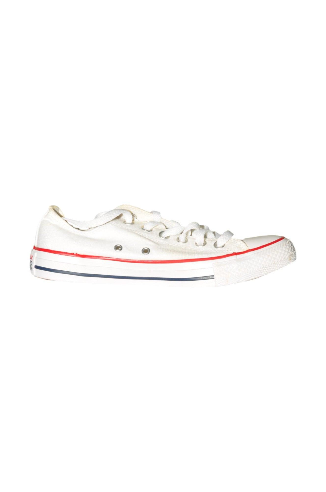 Stylish CONVERSE Women's White Regular Fit Sneakers - Size 7.5