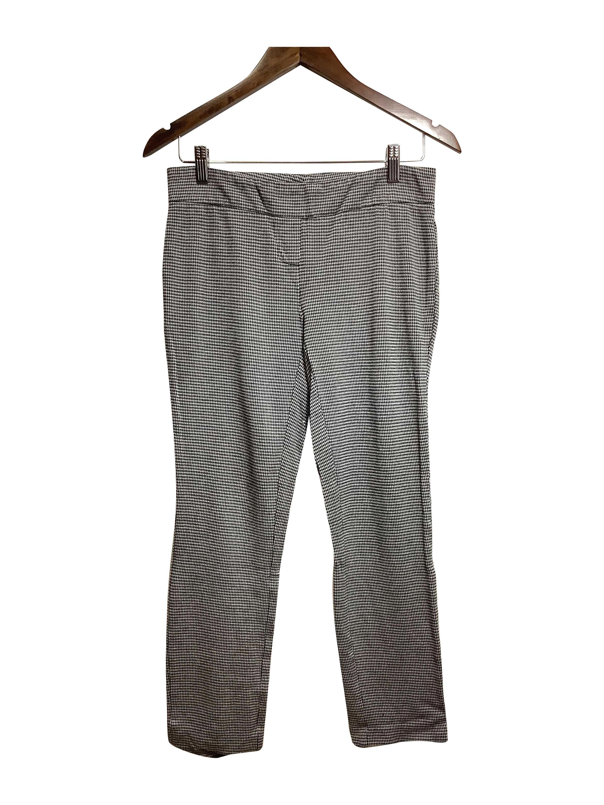 DALIA Stylish Regular Fit Second - Hand Black Pant in Size 4