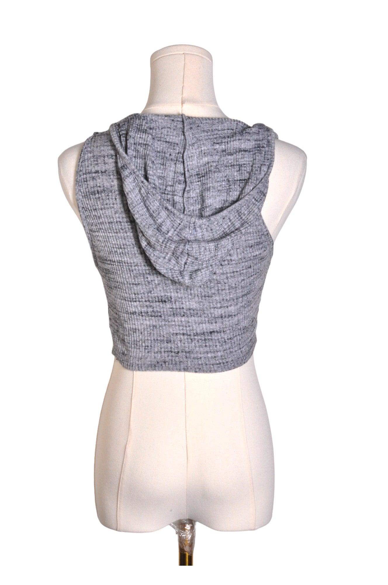 Stylish FASHION NOVA Women's Gray Regular Fit Crop Tops - Size S