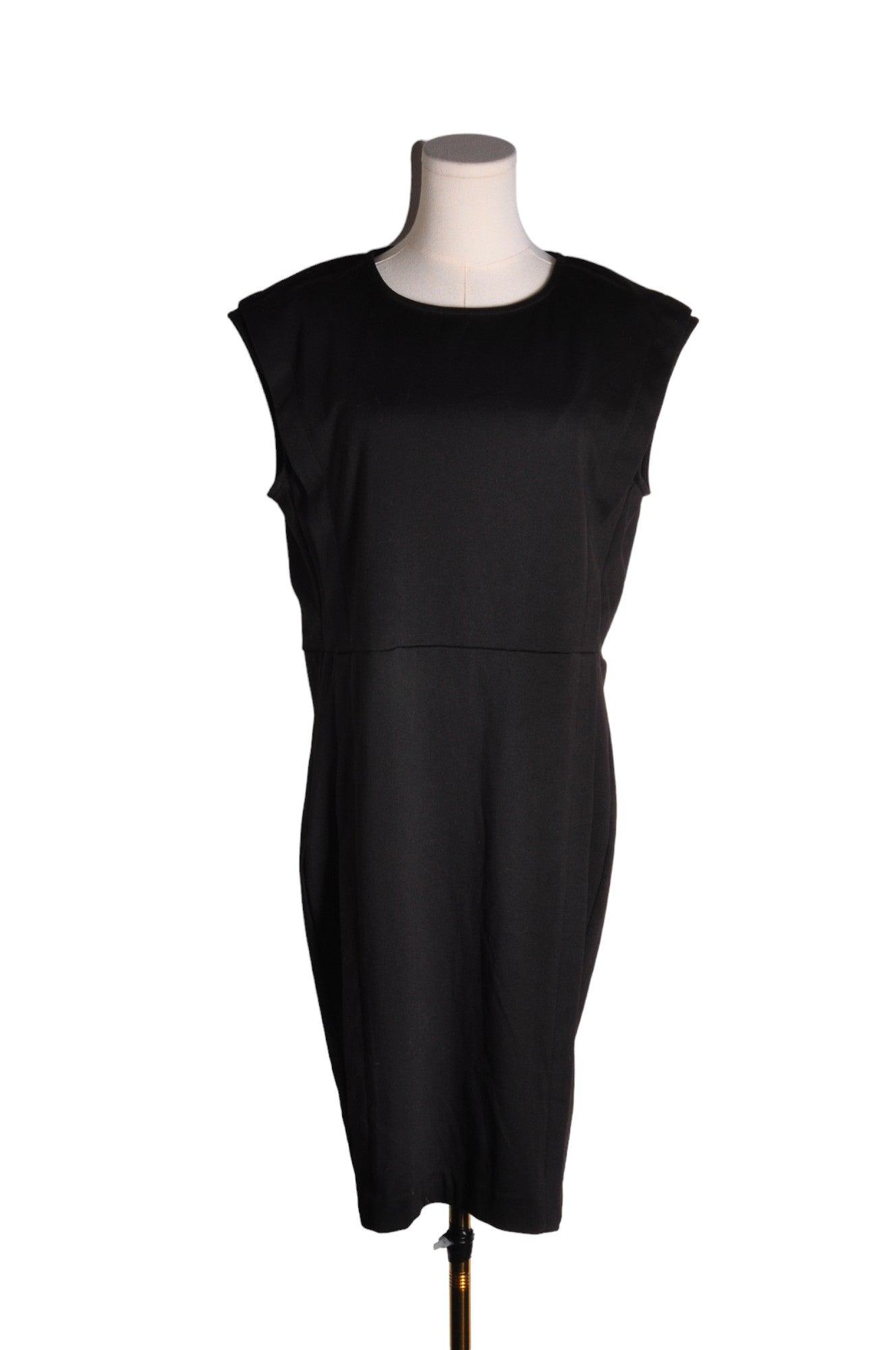 CARMAKOMA Stylish Women's Regular Fit Shift Dress in Black - XXS
