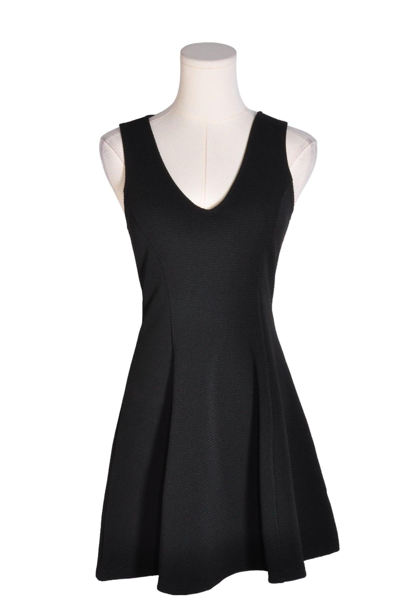 FOREVER 21 Stylish Women's Black Regular Fit & Flare Dress - Size S