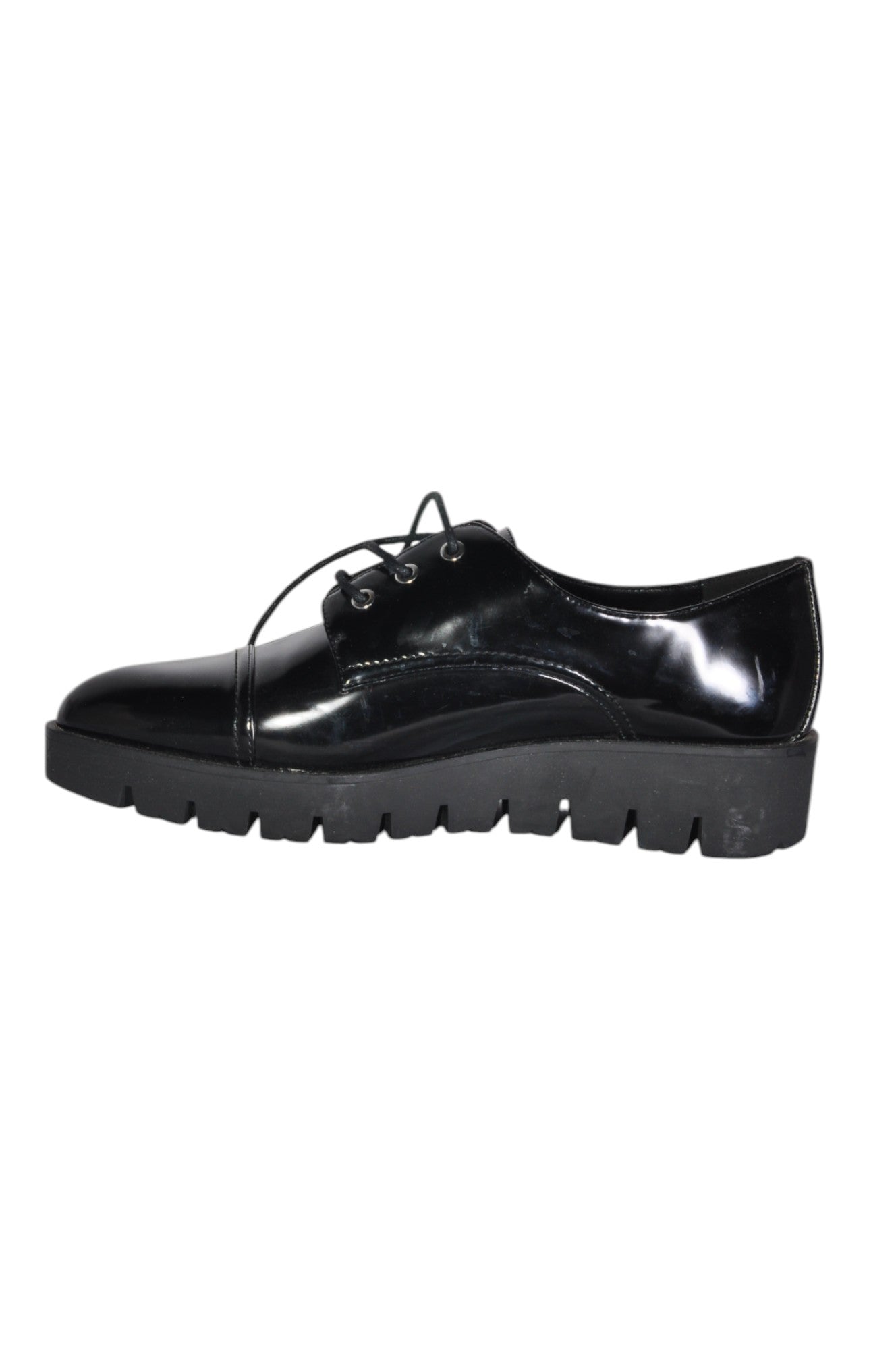 OUTSIDERS Stylish Women's Black Flat Shoes in Regular Fit - Size 6