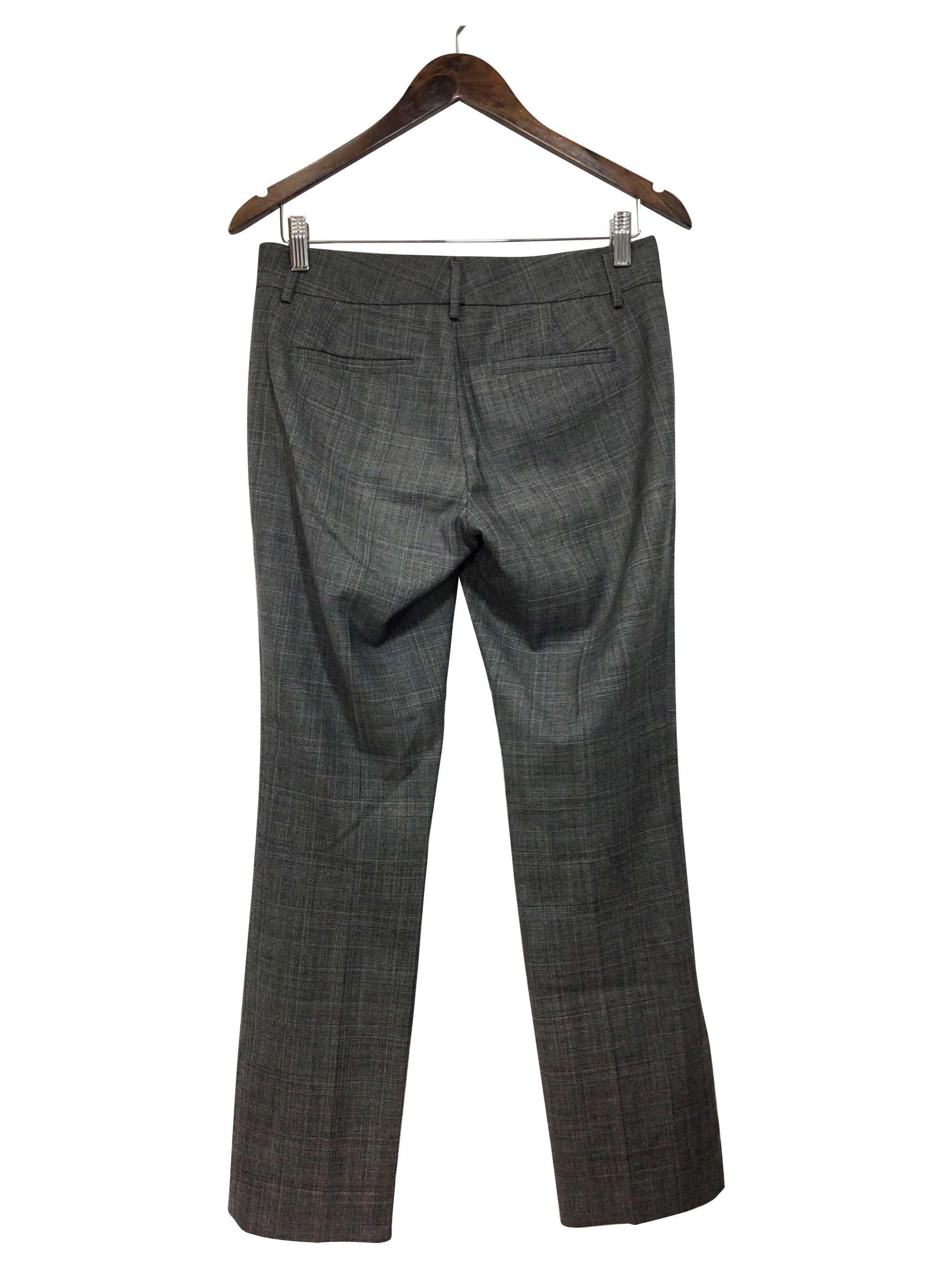 BANANA REPUBLIC Stylish Regular Fit Gray Pant - Size 0