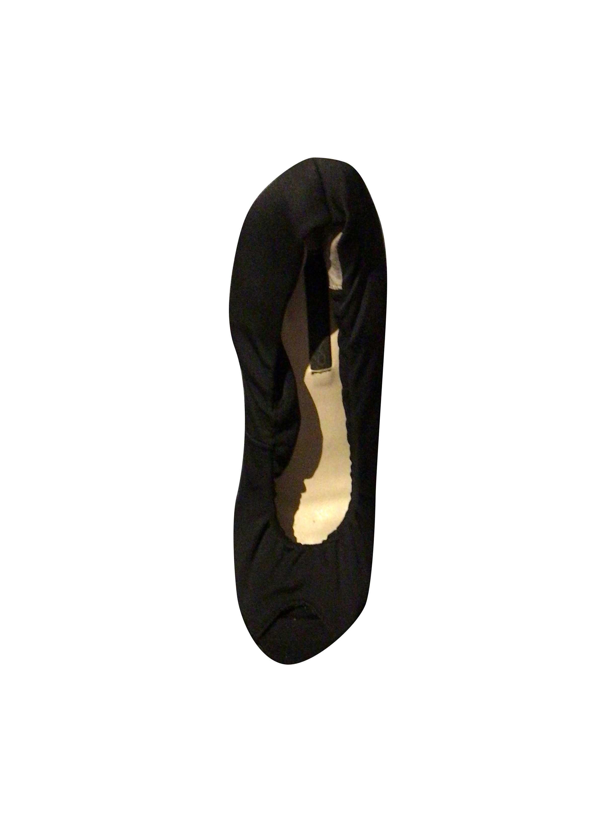 Stylish BANDOLINO Black Heels - Size 7.5