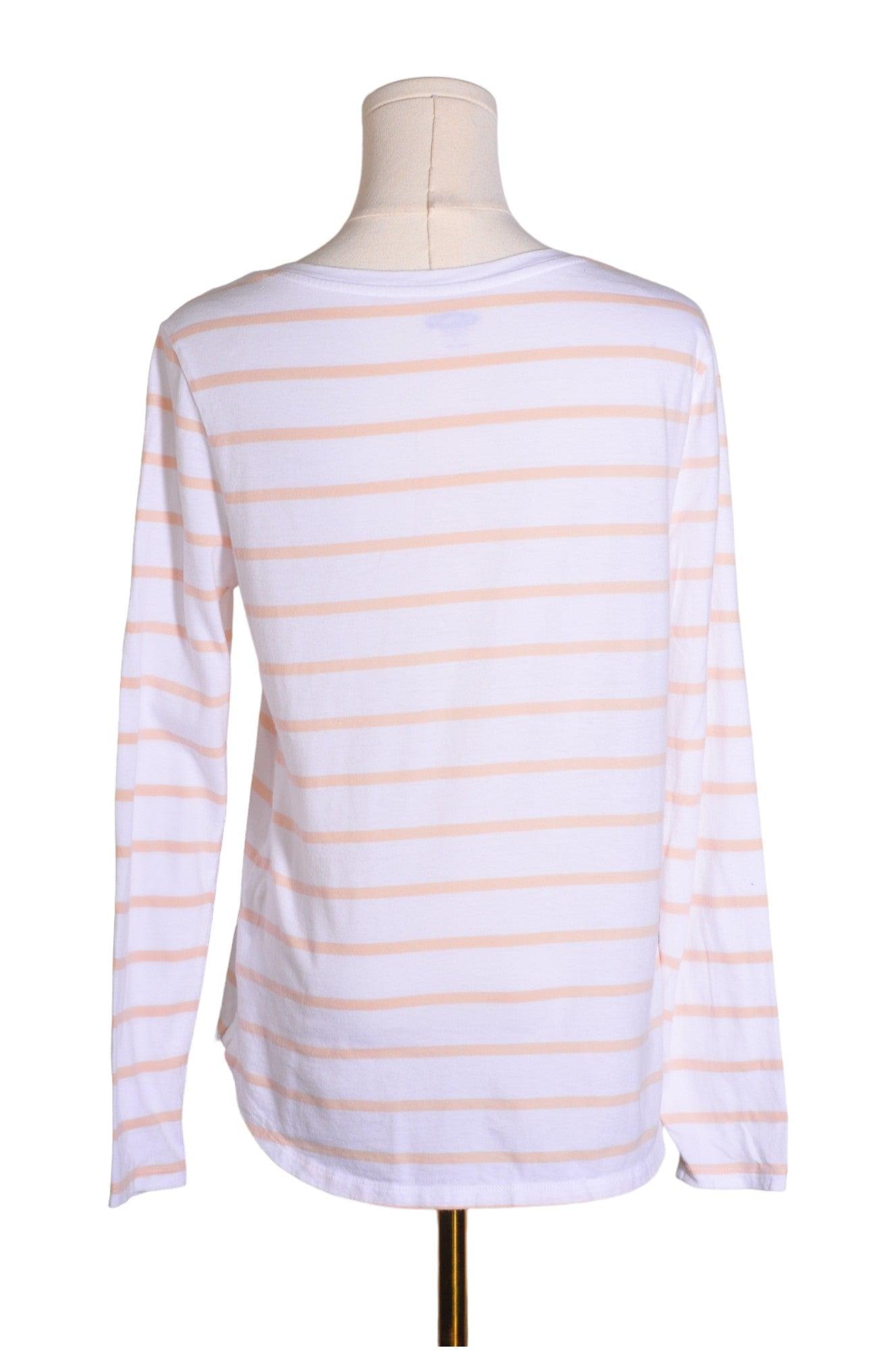 Vintage OLD NAVY Women's White Regular-Fit Long-Sleeve V-Neck T-Shirt - Size M
