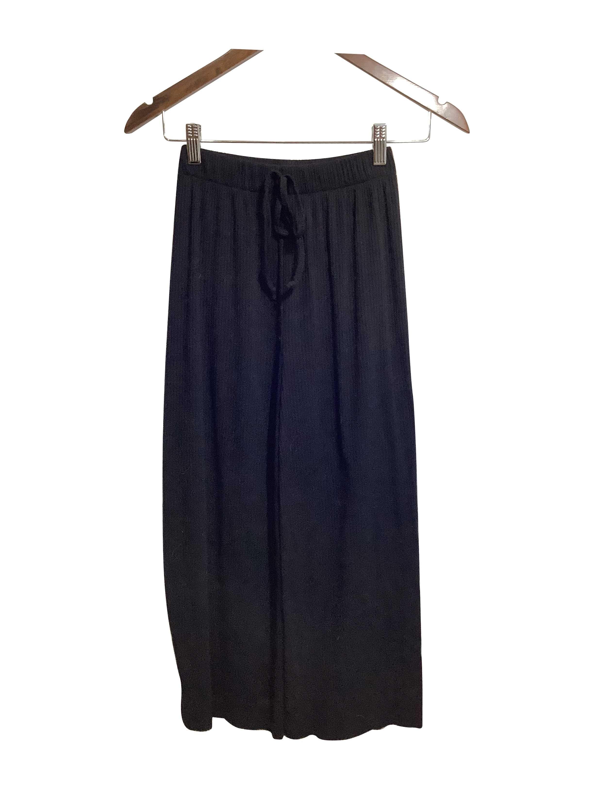 Stylish APRIL Regular Fit Black Pant - Size S