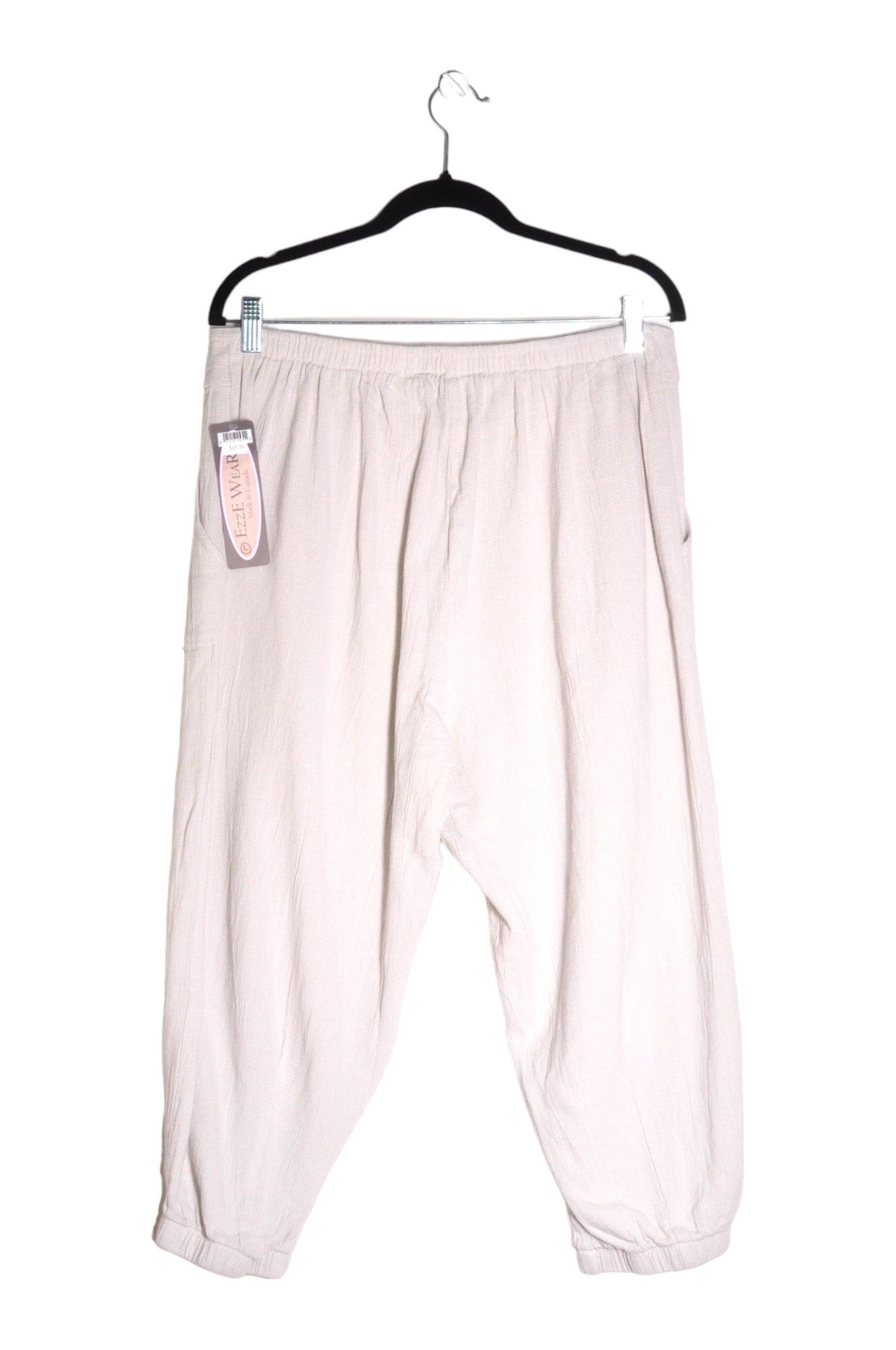 EZZE WEAR Stylish Women's White Regular-Fit Capri Pants - Size L