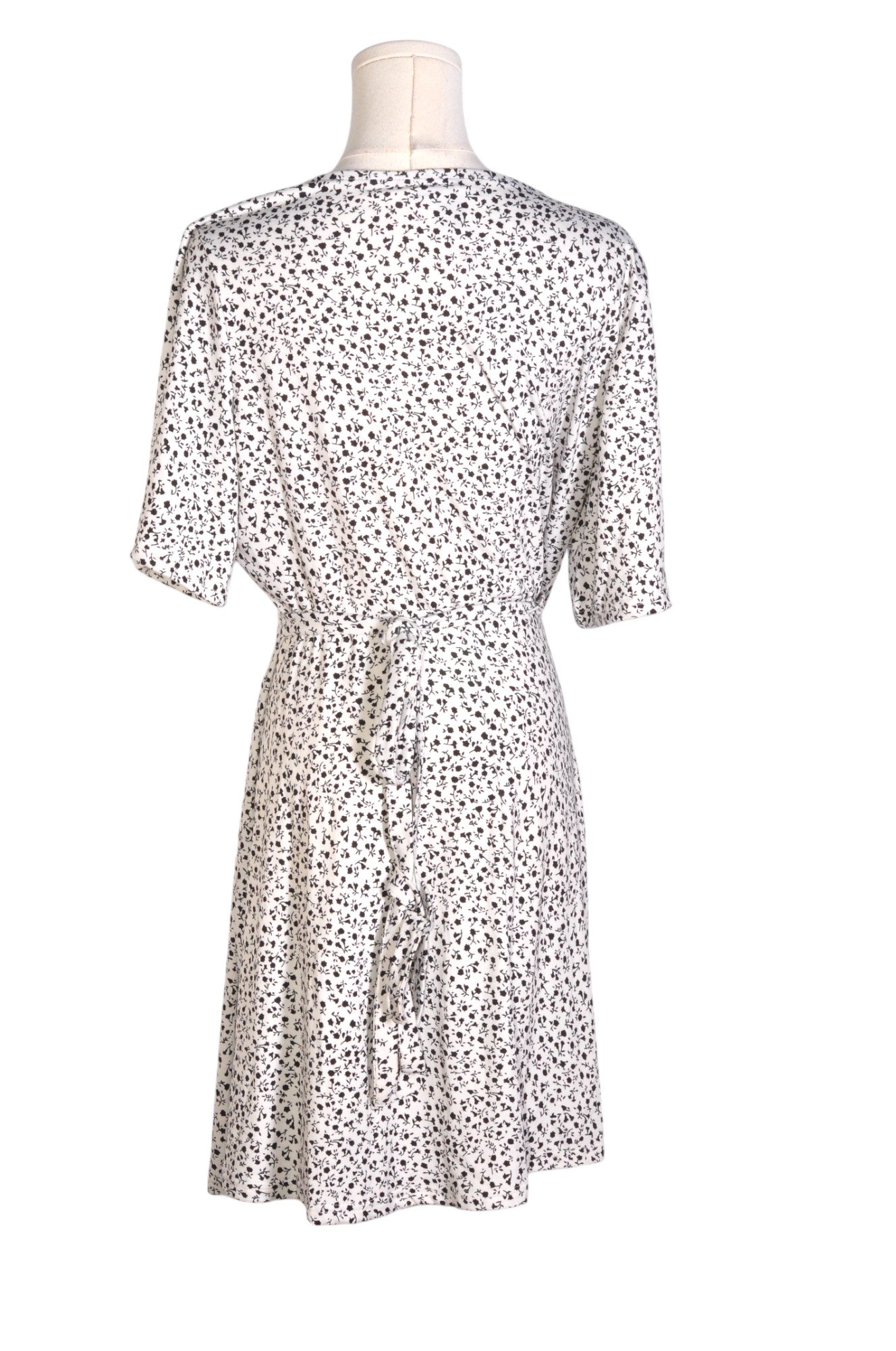 REVAMPED White Regular Fit Women's Wrap Dress - XL
