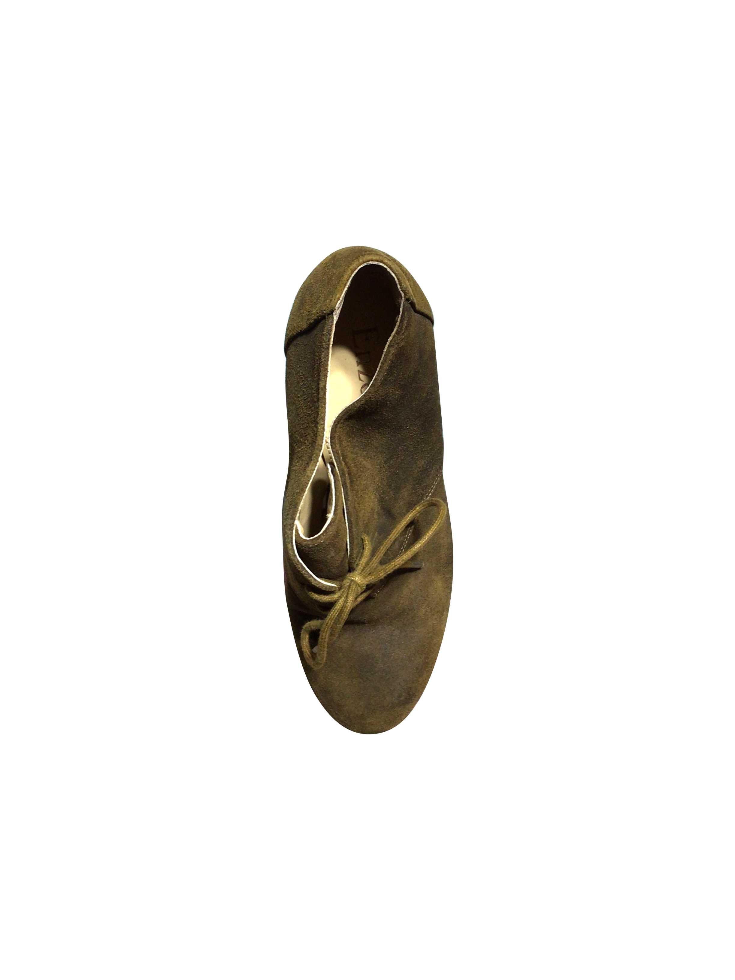 Stylish ENZO Green Boots - Size 8