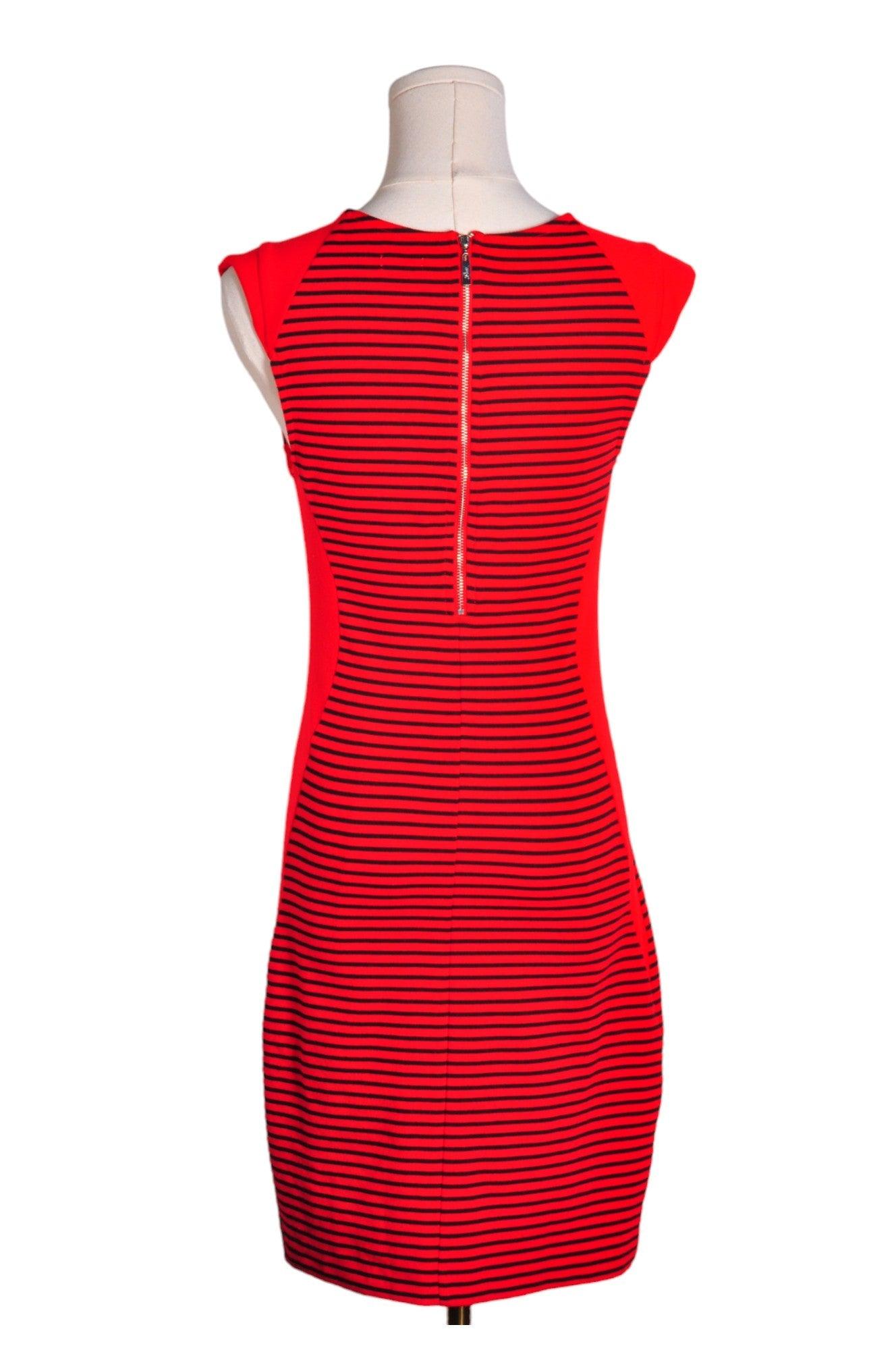 Gorgeous GUESS Women's Red Regular-Fit Bodycon Dress - Size S