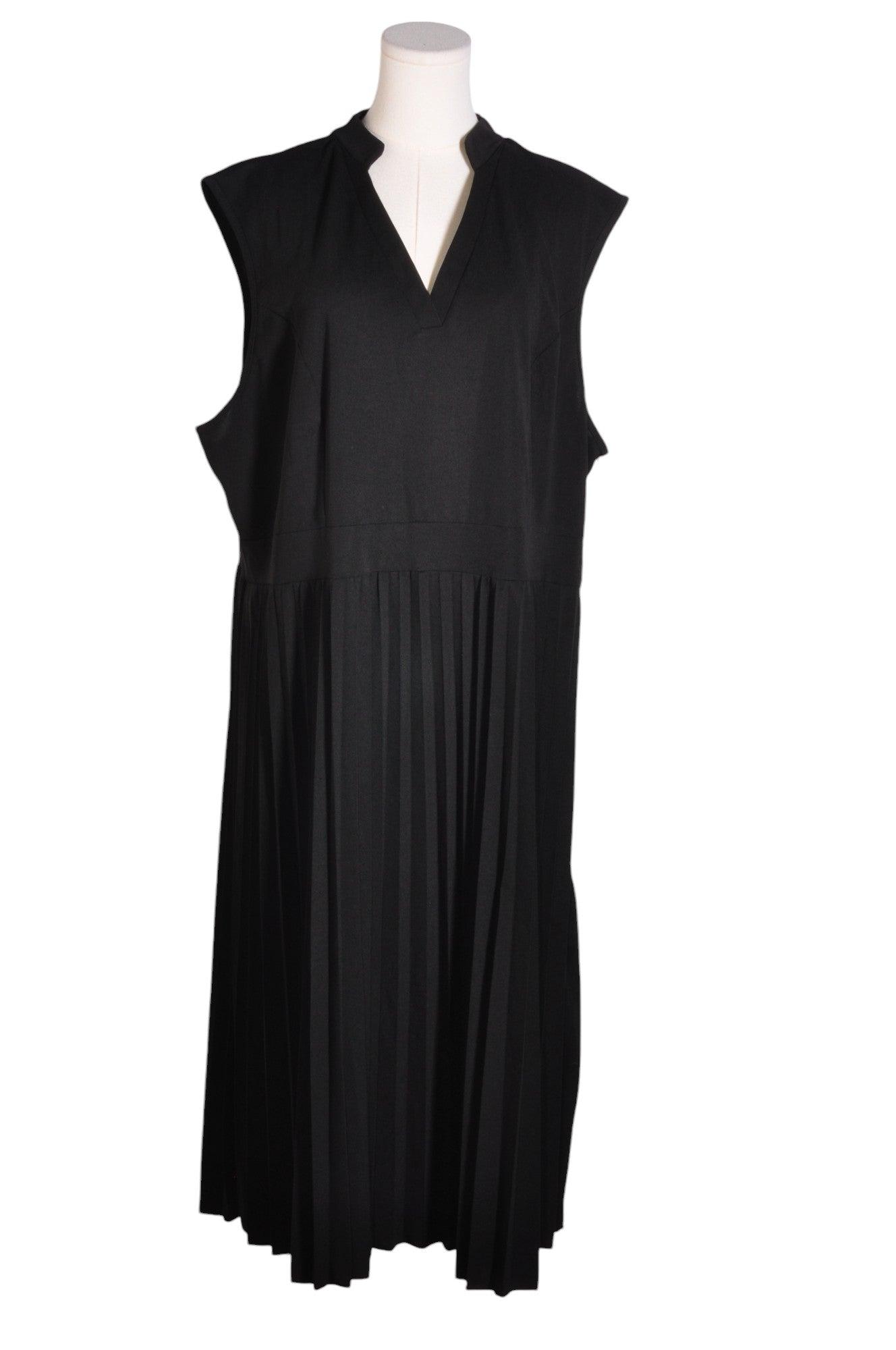 Stylish EMERY ROSE Women's Drop Waist Regular Fit Black Dress - 4XL