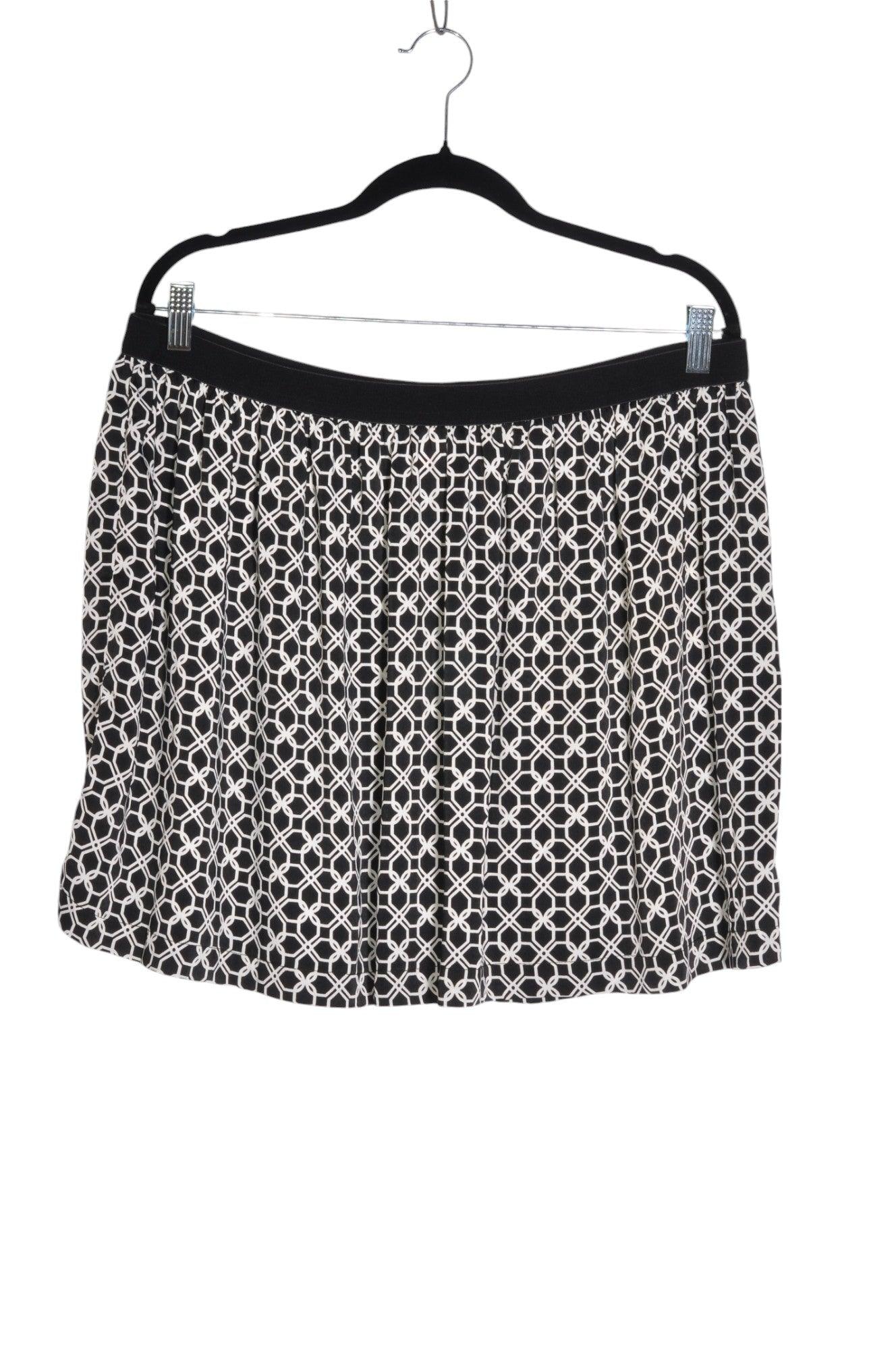 JOE FRESH Women Casual Skirts Regular fit in Black - L