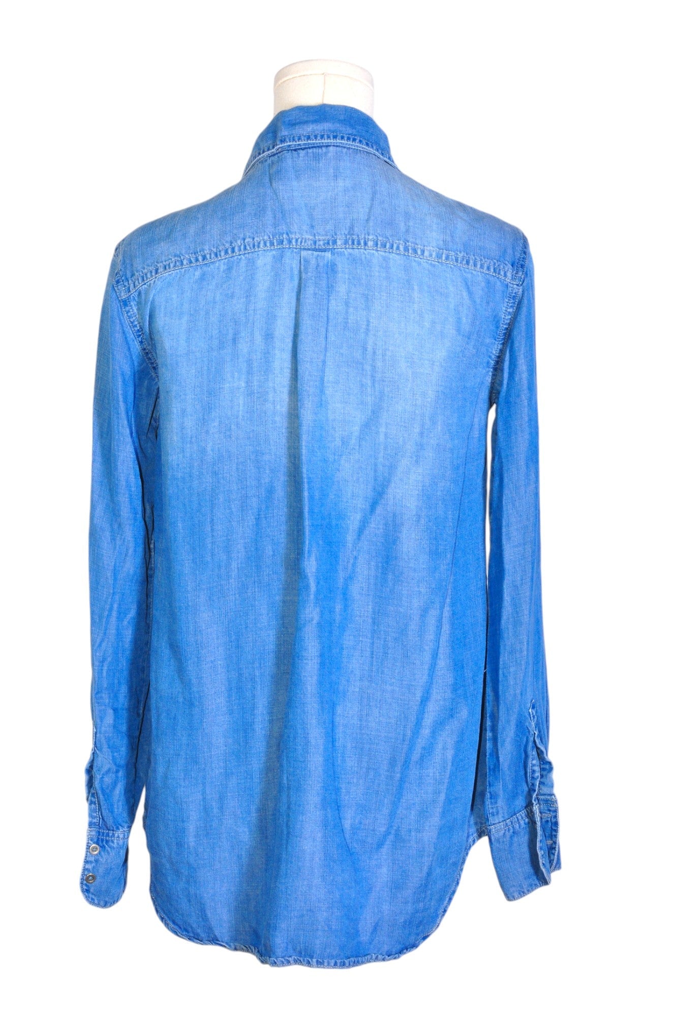 EMMA + JAMES Stylish Women's Blue Denim Tops in Regular Fit - Size S