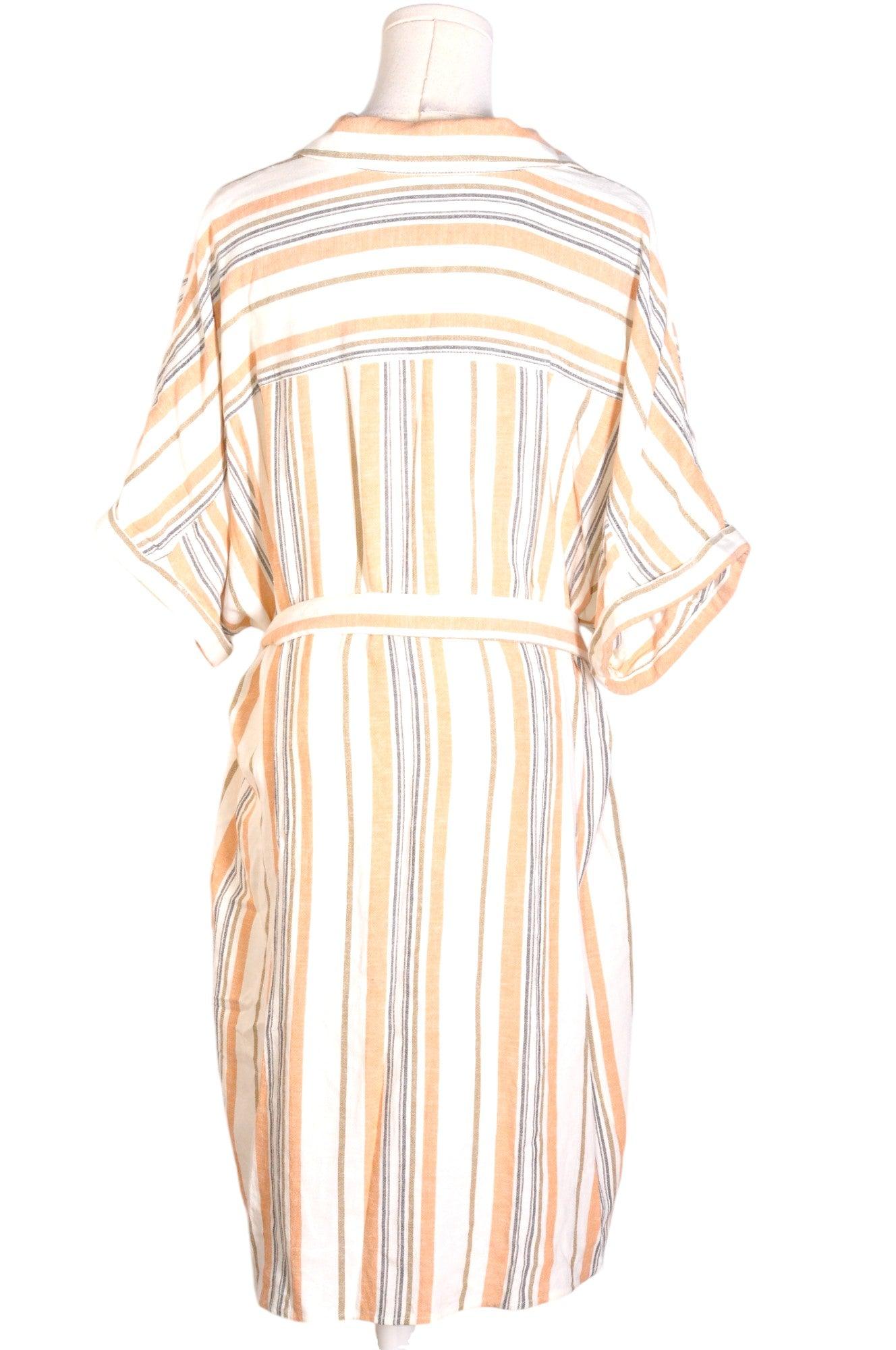 REITMANS Stylish Women's Wrap Dresses in Regular Fit Beige - XL