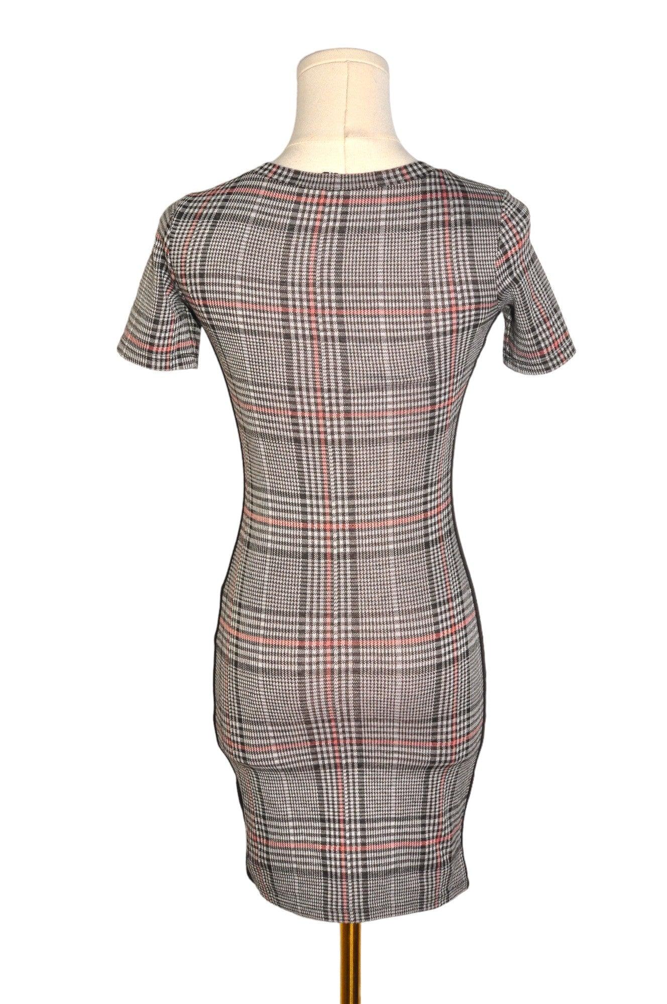 Stylish H&M Second - Hand Women's Regular Fit Brown Bodycon Dress in Size 0