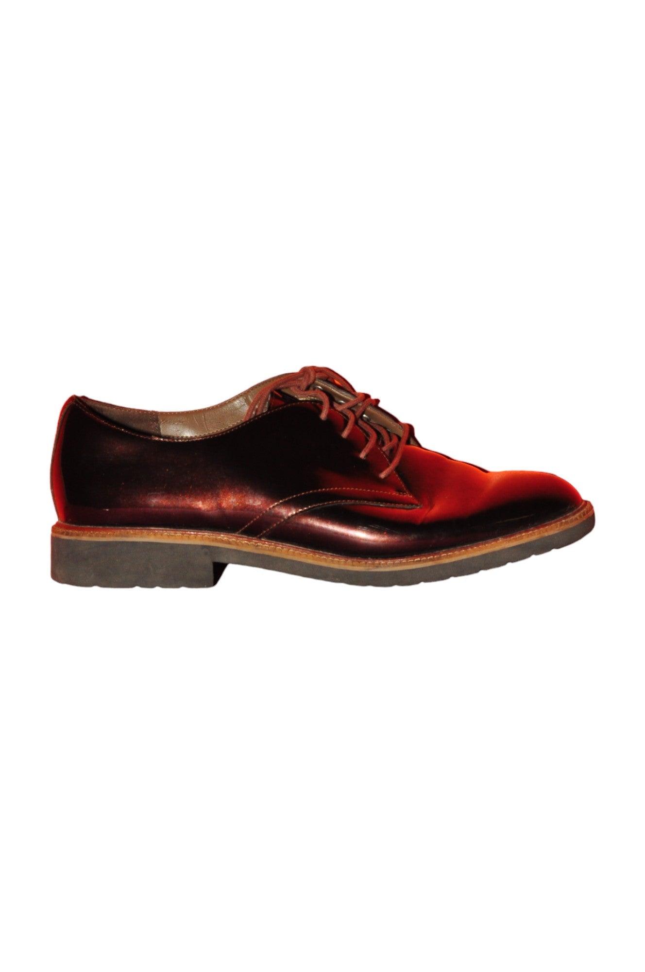 ROCKPORT Stylish Women's Brown Flat Shoes - Regular Fit, Size 9