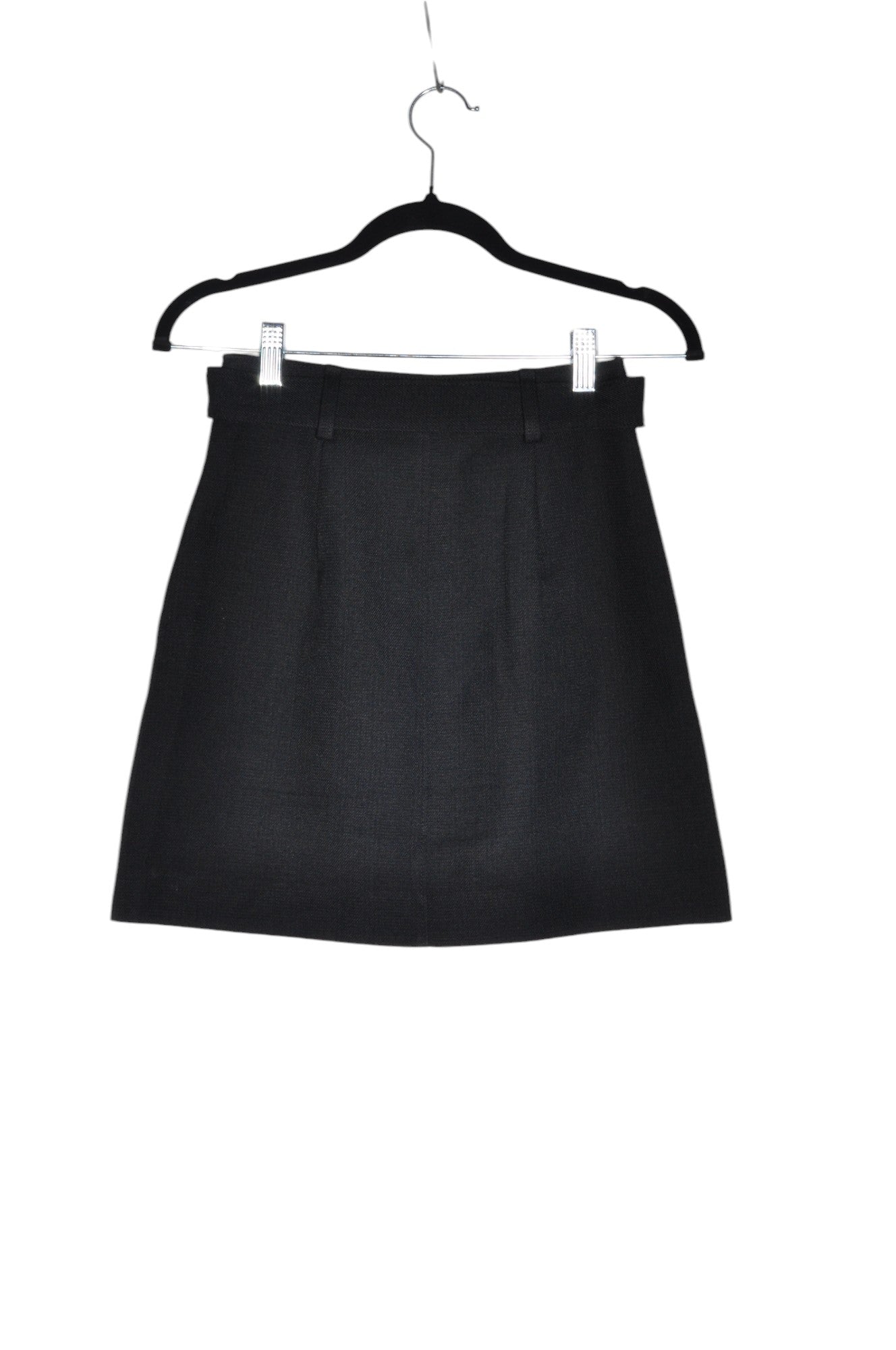 CLUB MONACO Stylish Women's A-Line Regular Fit Black Skirt in Size 0