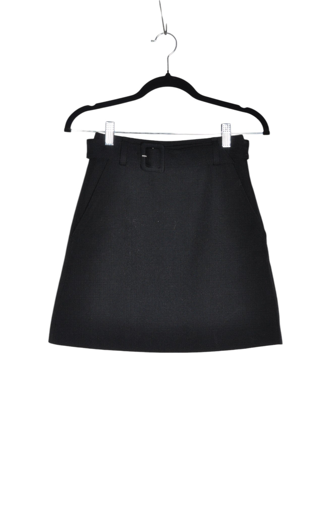 CLUB MONACO Stylish Women's A-Line Regular Fit Black Skirt in Size 0