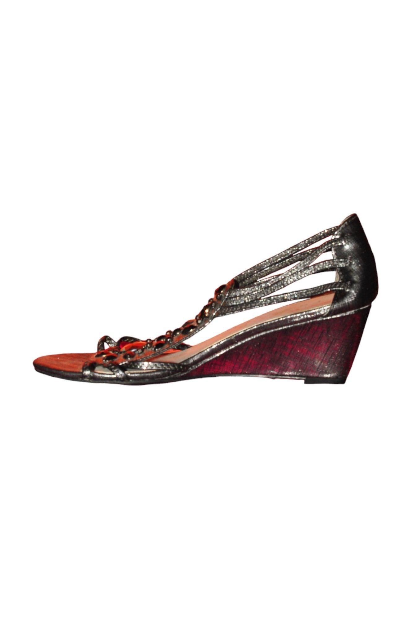 Stylish NEW YORK TRANSIT Women's Gray Regular-Fit Heels - Size 8.5