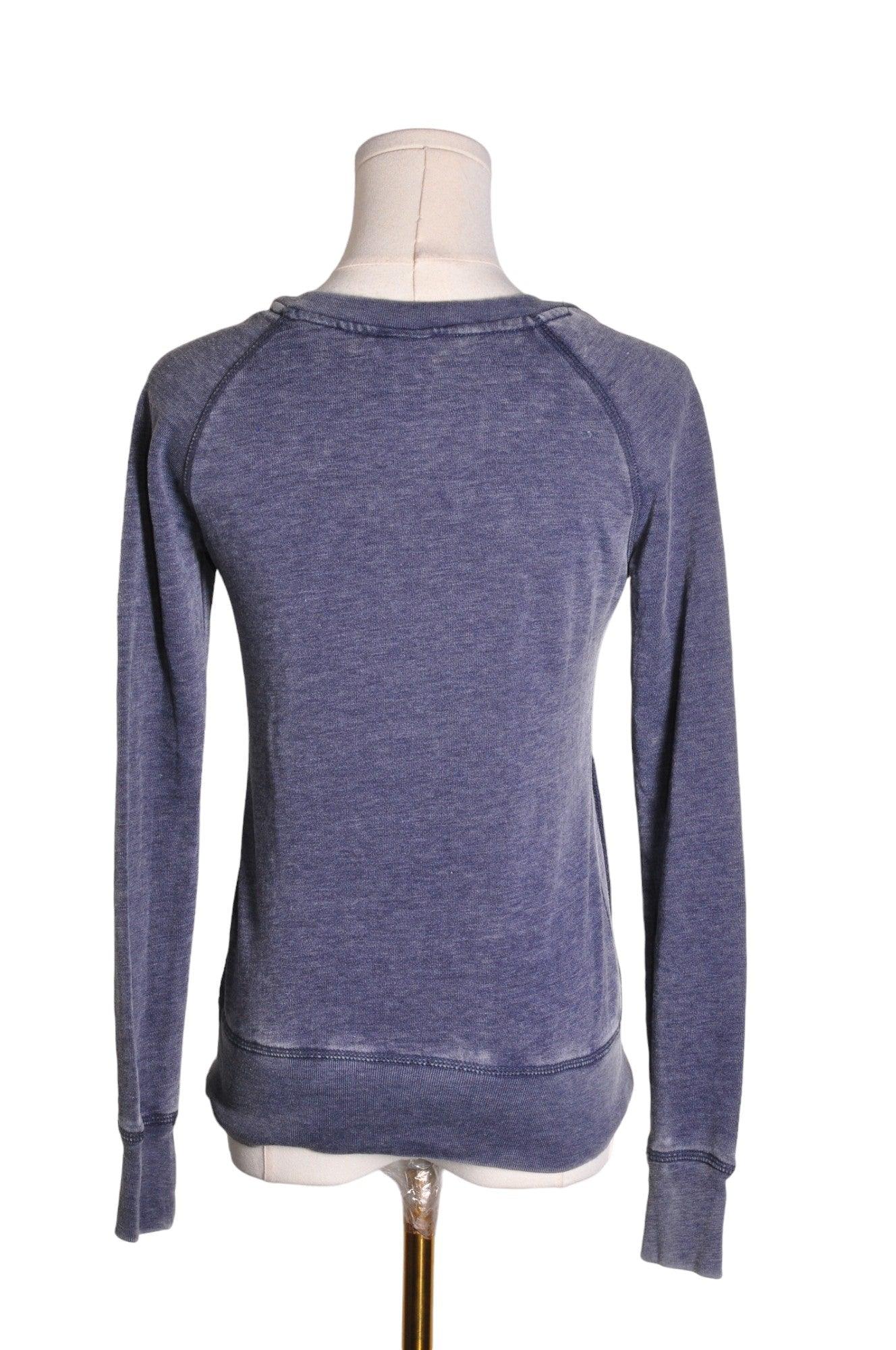 CHICO'S Stylish Women's Gray Regular Fit Long Sleeve T-Shirts - Size S