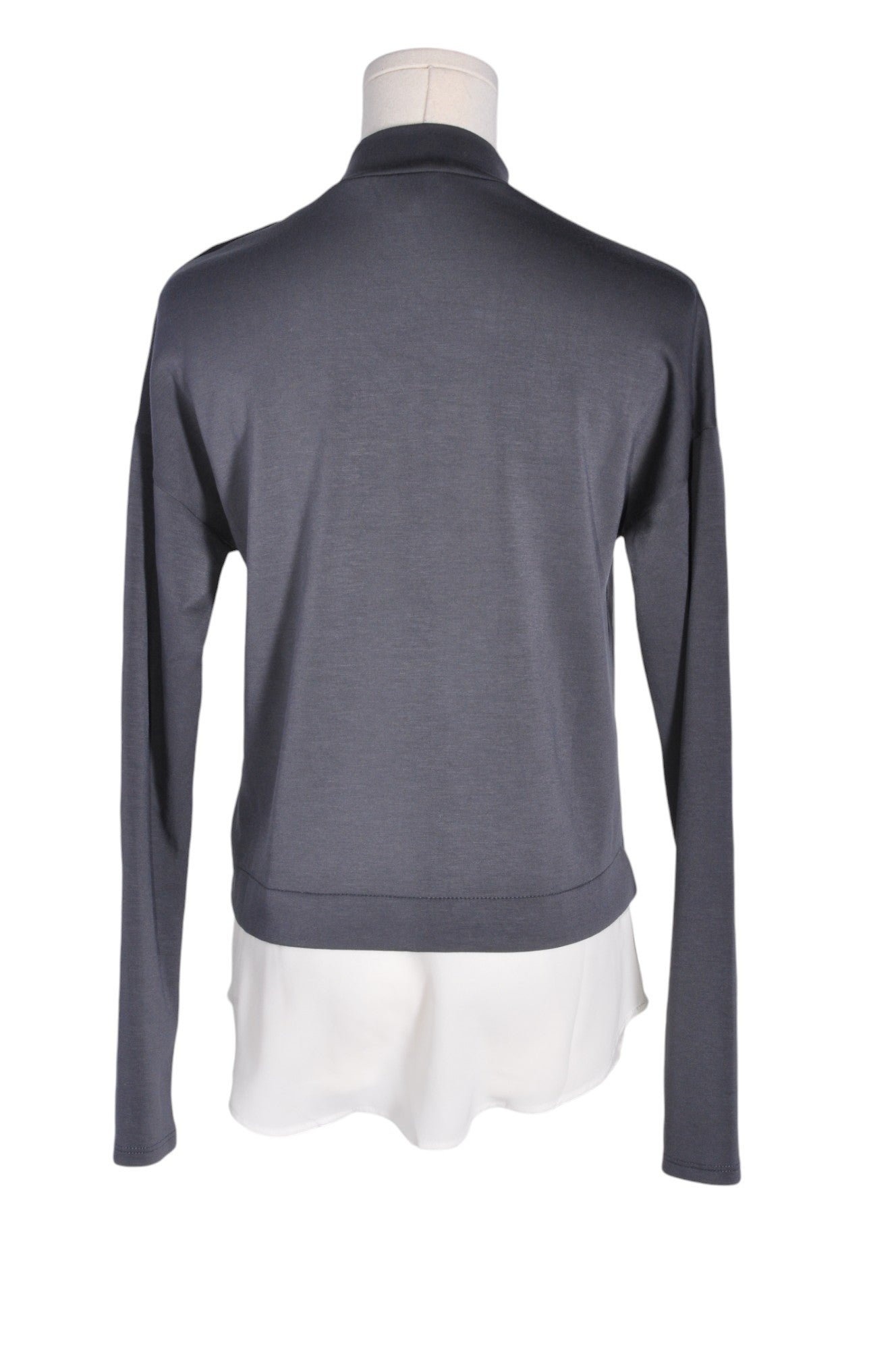 Fashionable RW&CO Women's Gray Regular-Fit Blouses in XS Size