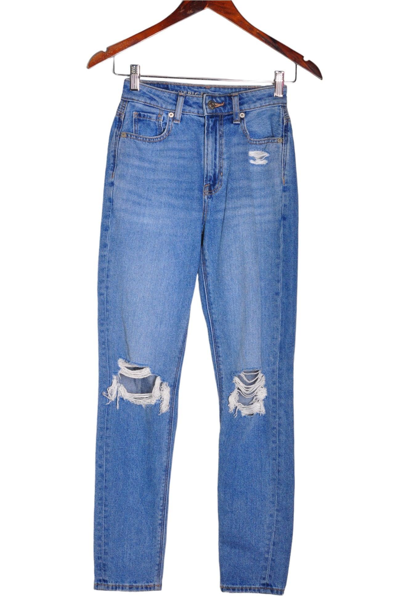 Stylish AMERICAN EAGLE Women's Regular Fit Straight-Legged Blue Jeans in Size 0