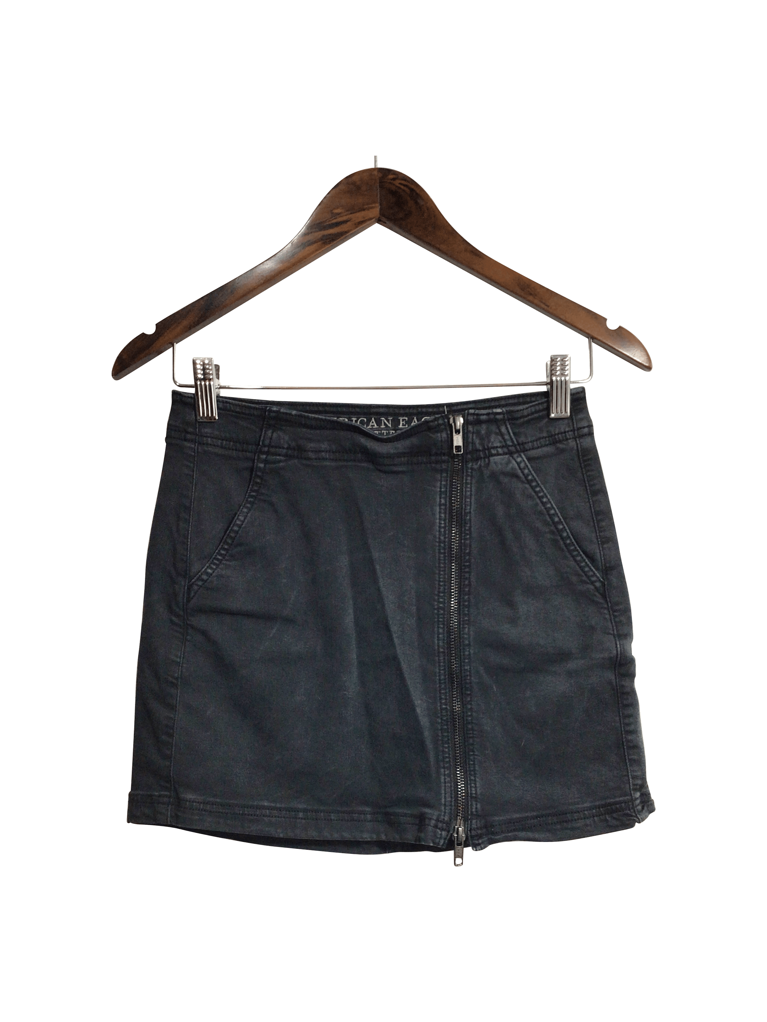 AMERICAN EAGLE Stylish Second - Hand Women's Black Denim Skirt with Regular Fit - Size 2