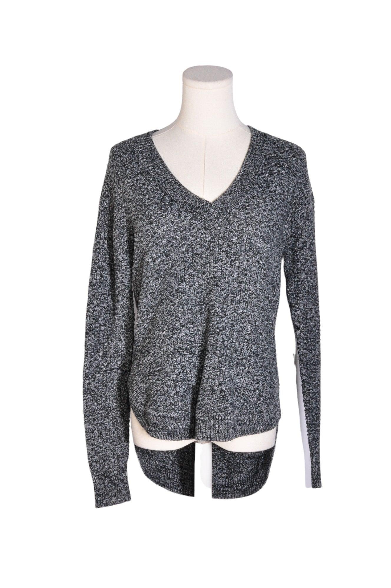 DEX Stylish Women's Gray Regular Fit Long Sleeve V-Neck T-Shirt - XS