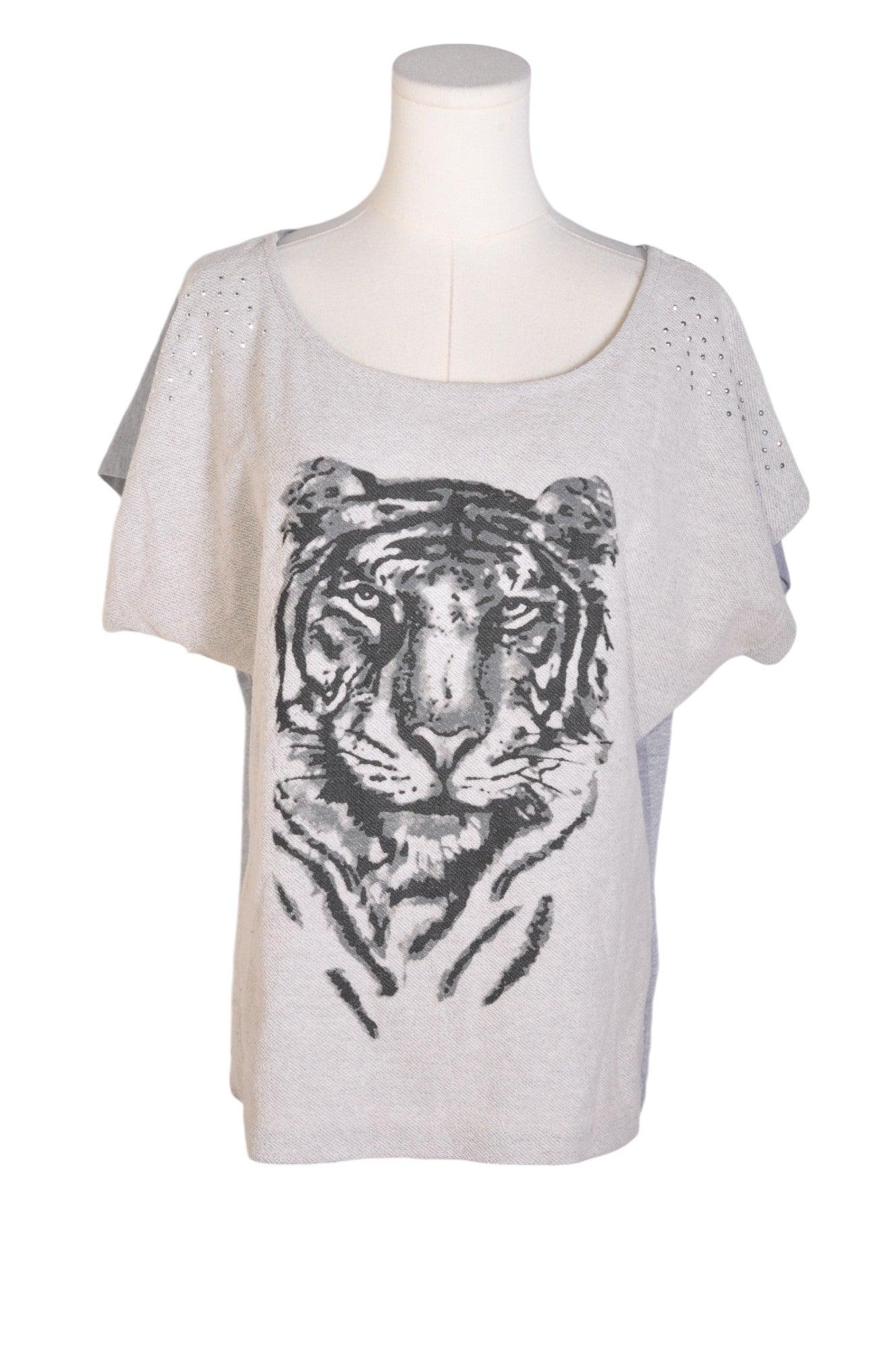 Stylish SAGA Women's Gray Regular Fit T-Shirt - Size S
