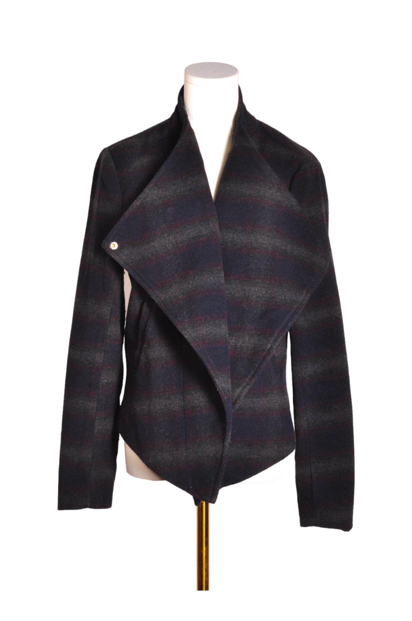 DEX Stylish Gray Regular Fit Women's Second - Hand Coat - Size L