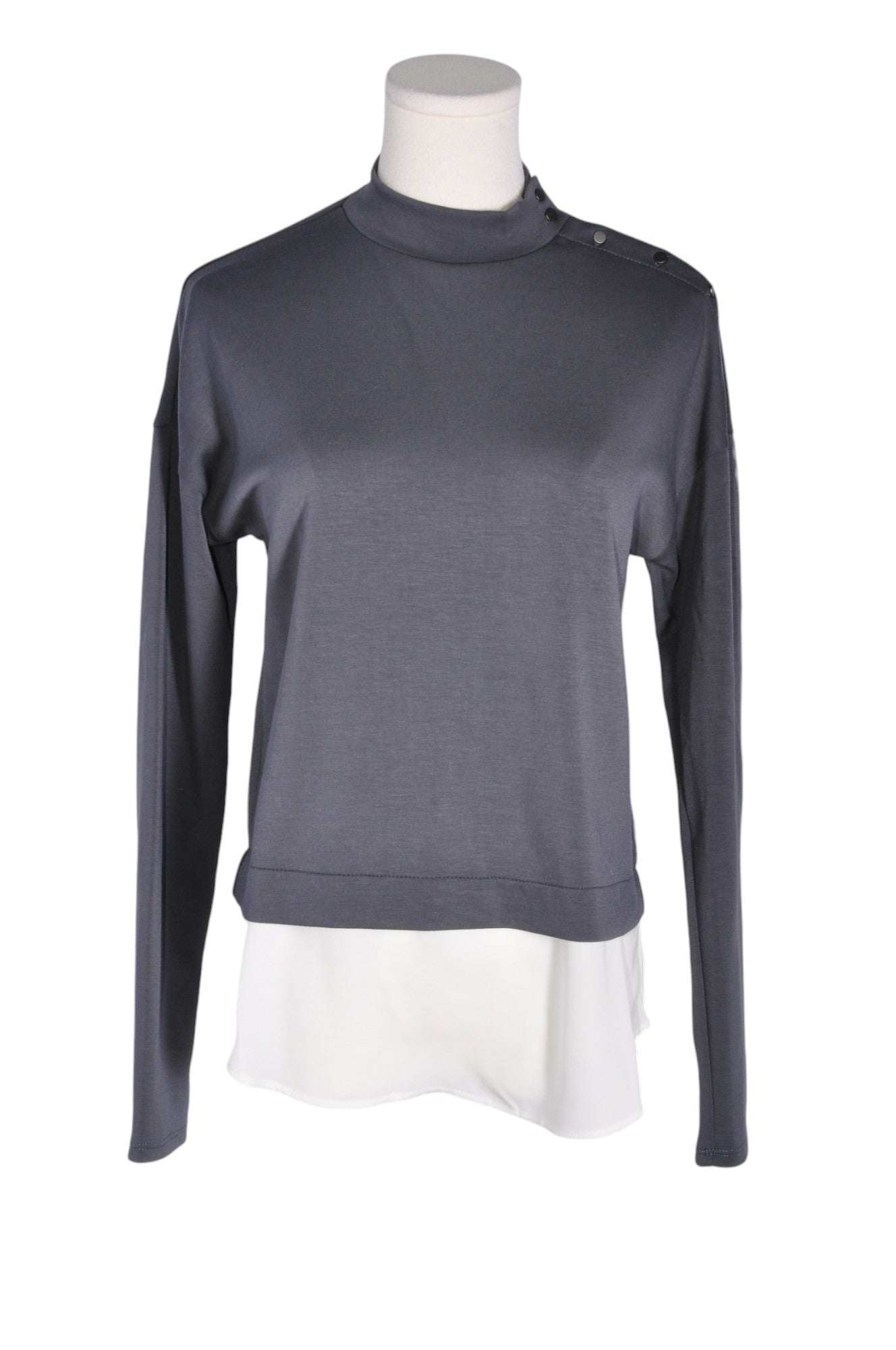 Fashionable RW&CO Women's Gray Regular-Fit Blouses in XS Size