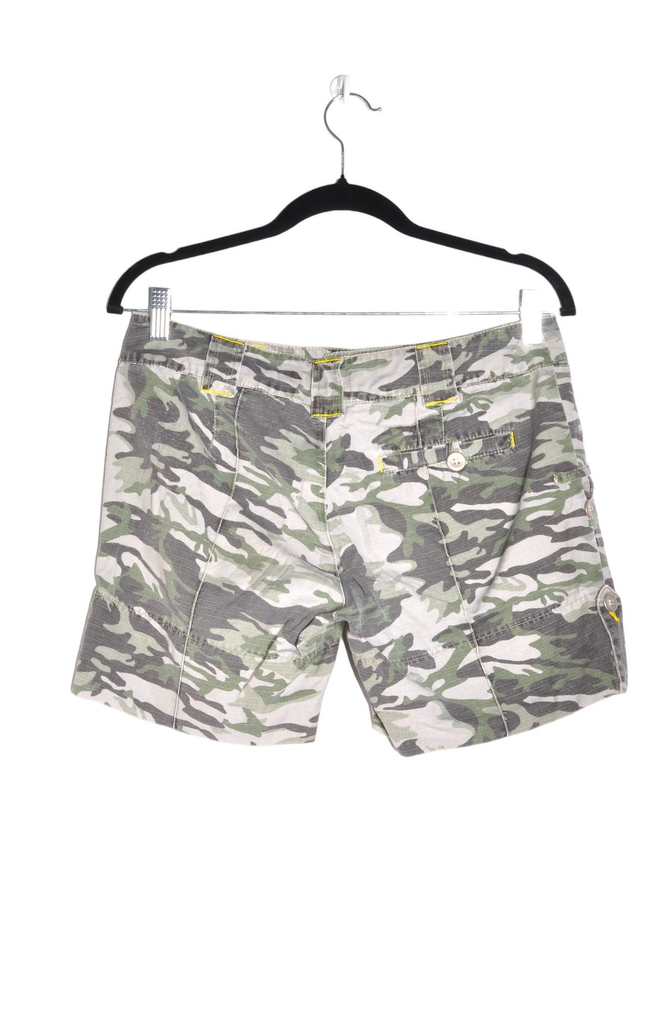 BRODY JEANS Women's Classic Green Regular-Fit Second-Hand Shorts - Size S