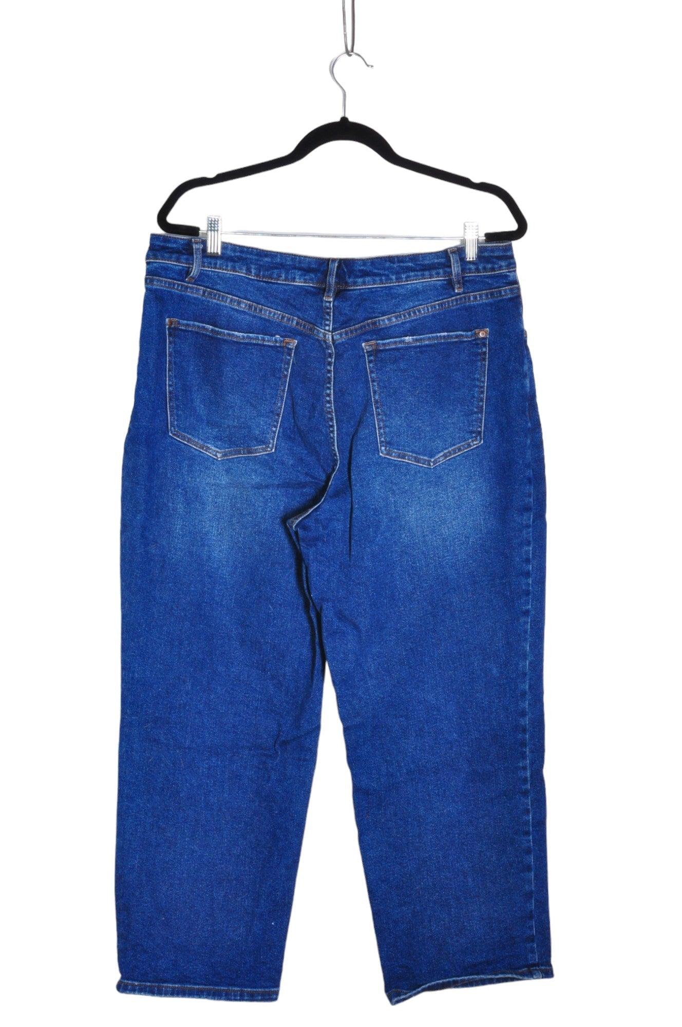 Stylish RW&CO Women's Blue Regular Fit Straight-Legged Jeans - Size 34