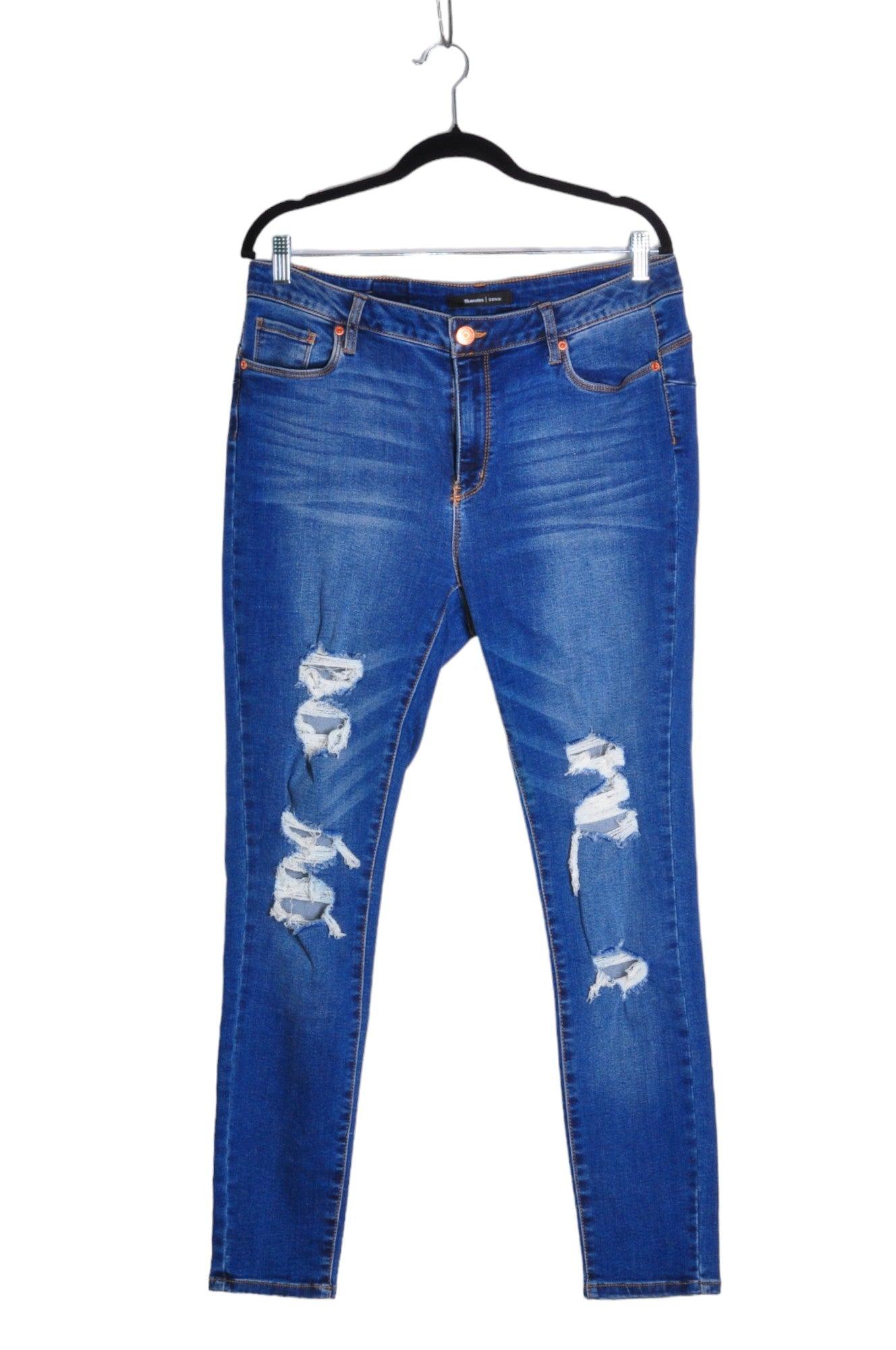 BLUENOTES Stylish Women's Blue Regular-Fit Straight-Legged Jeans - Size L