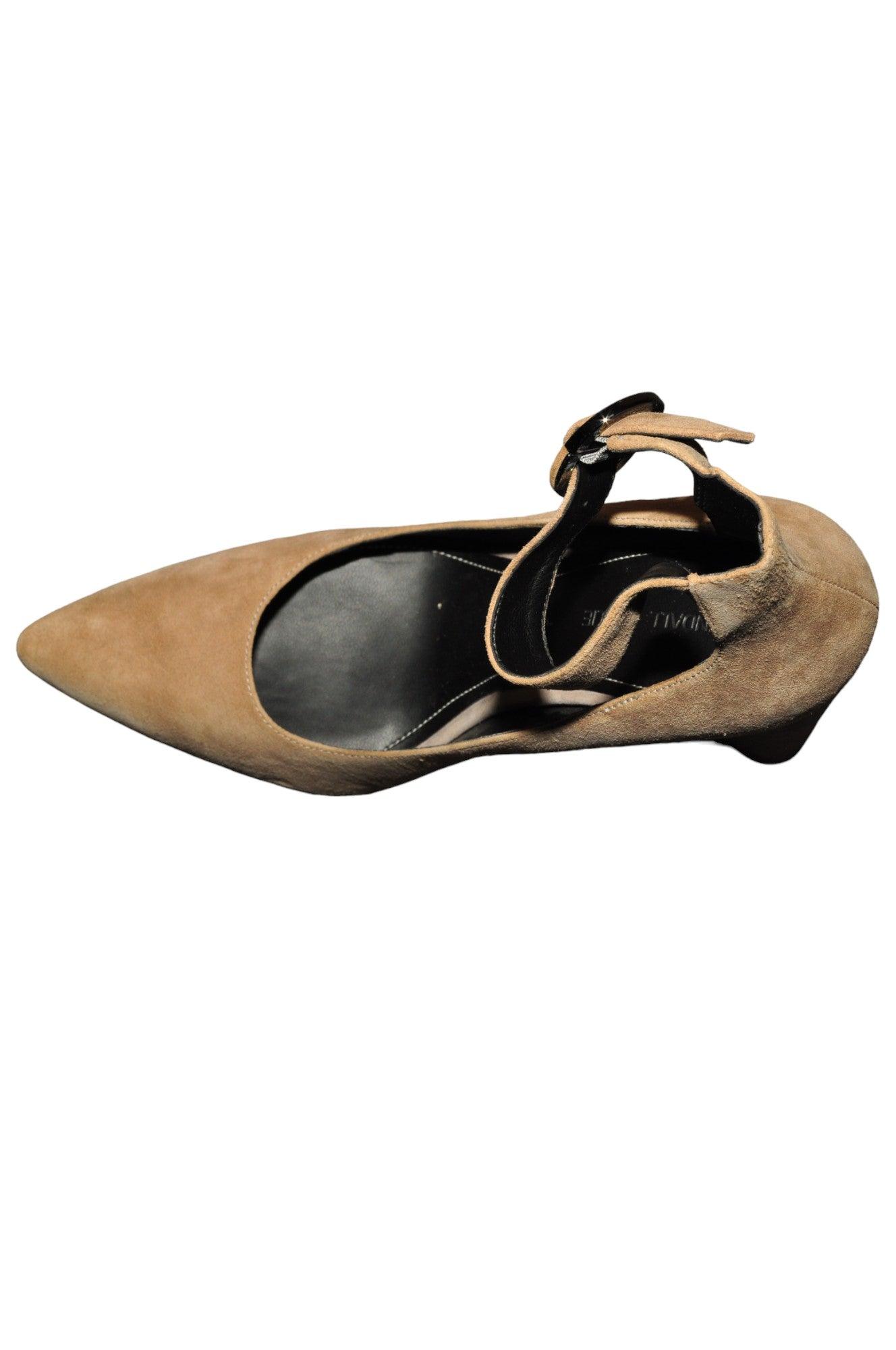 Stylish KENDALL & KYLIE Gray Regular Fit Women's Heels - Size 9
