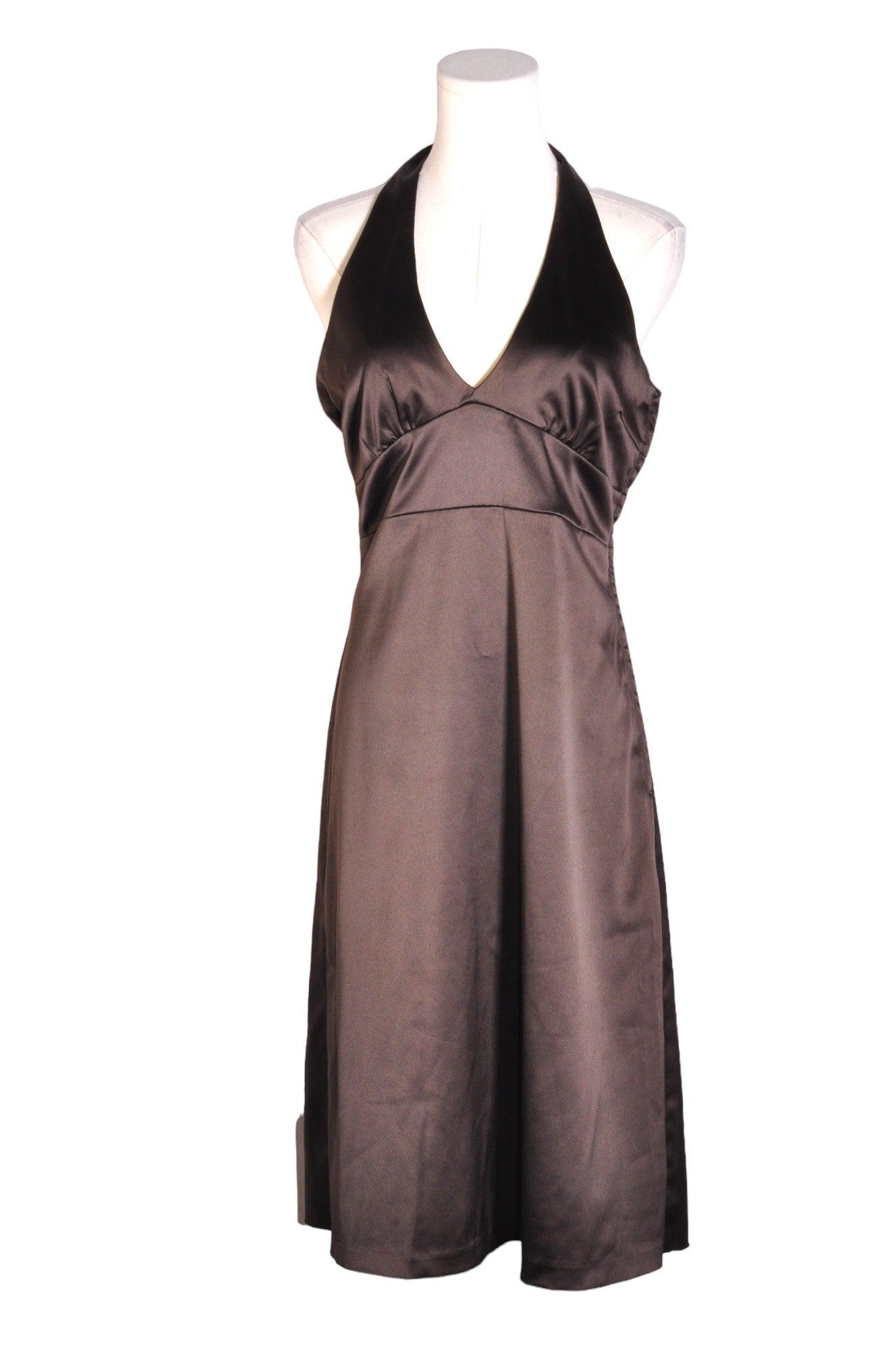 Stylish RW&CO Second - Hand Women's Brown Regular - Fit Maxi Dress Size 8