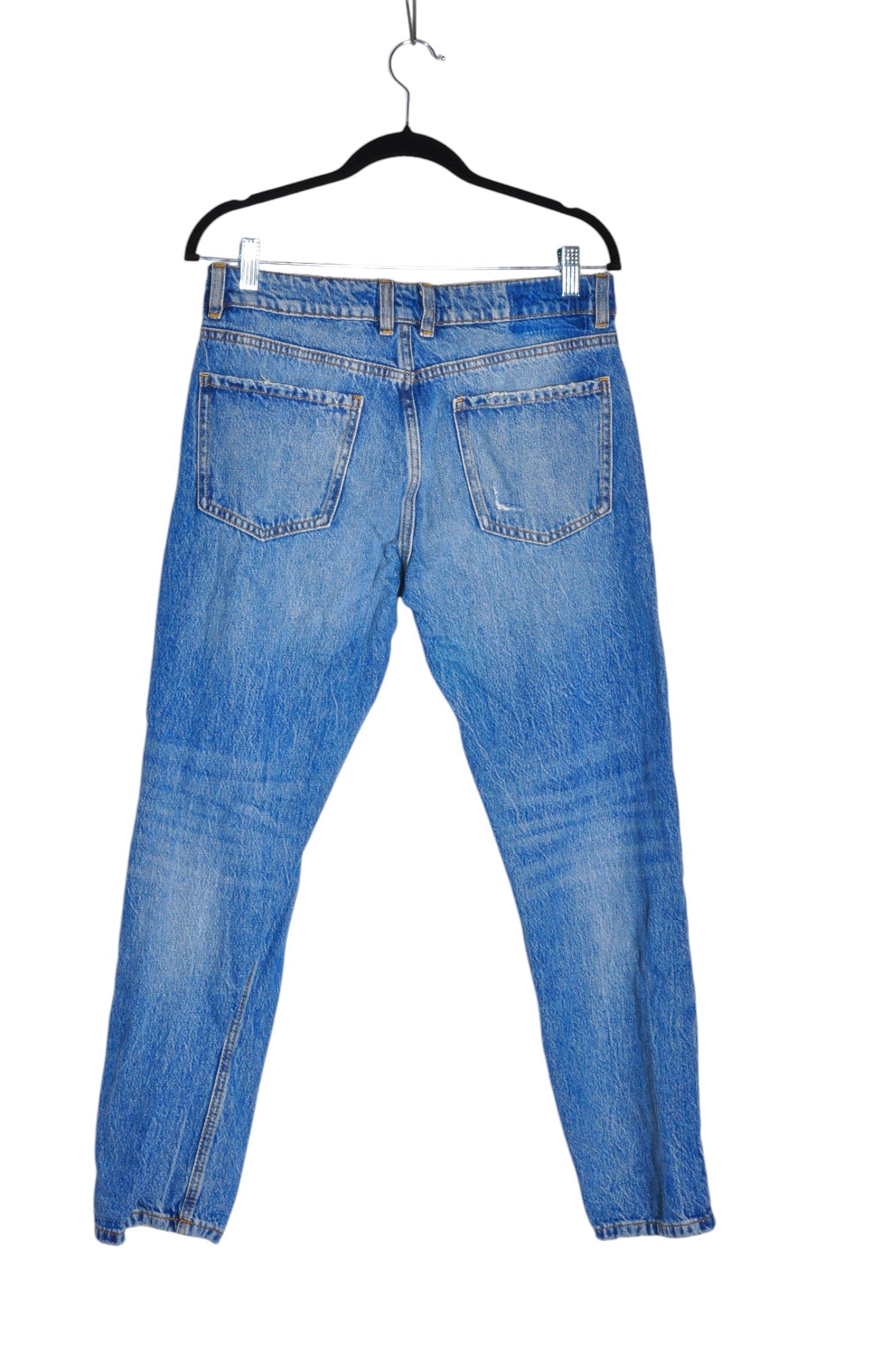 Fashionable DYNAMITE Women's Blue Regular Fit Straight-Legged Jeans - Size 27