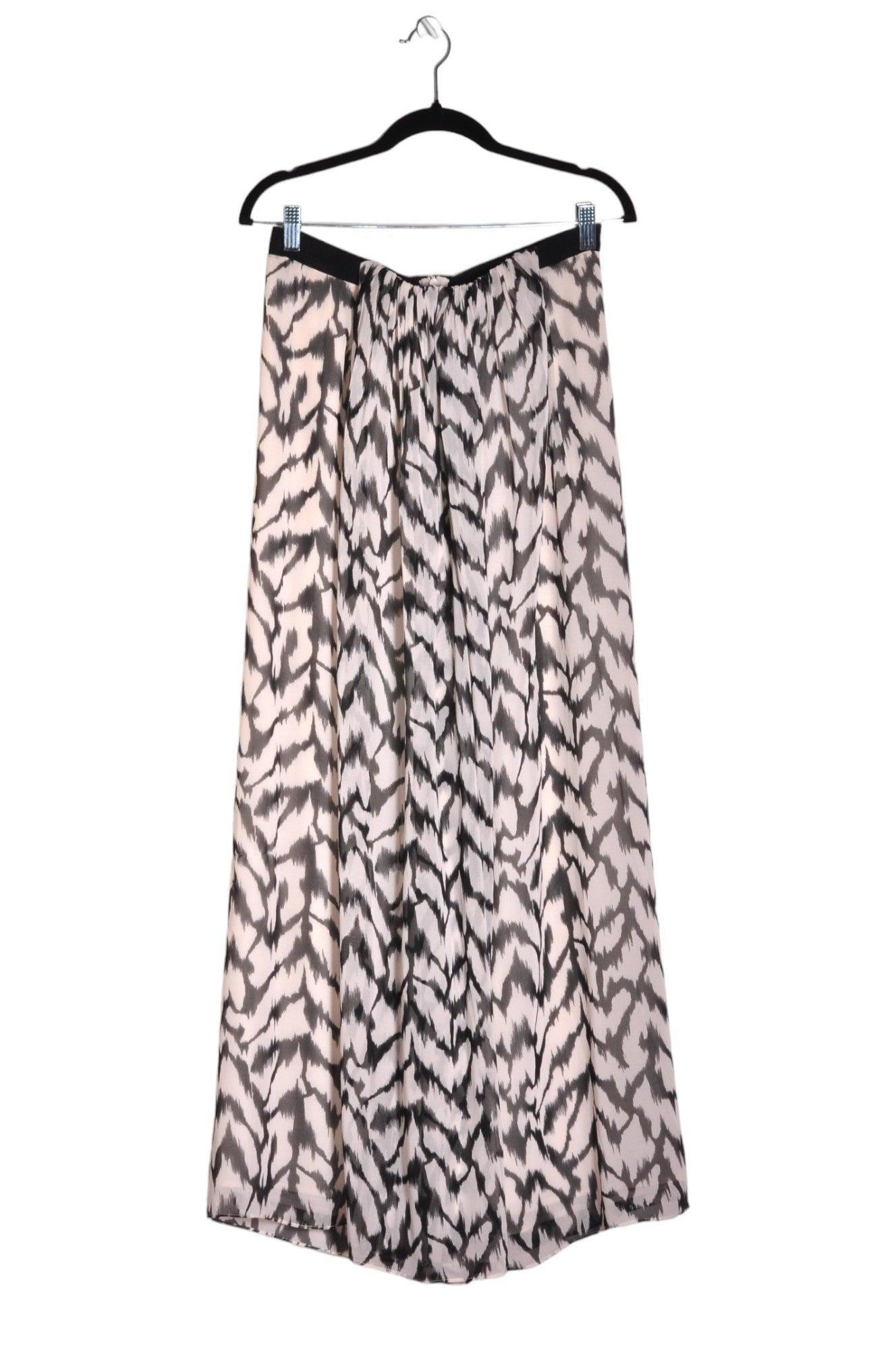 Stunning AMERICAN EXCHANGE Women's Regular Fit White A - Line Skirt Size 4