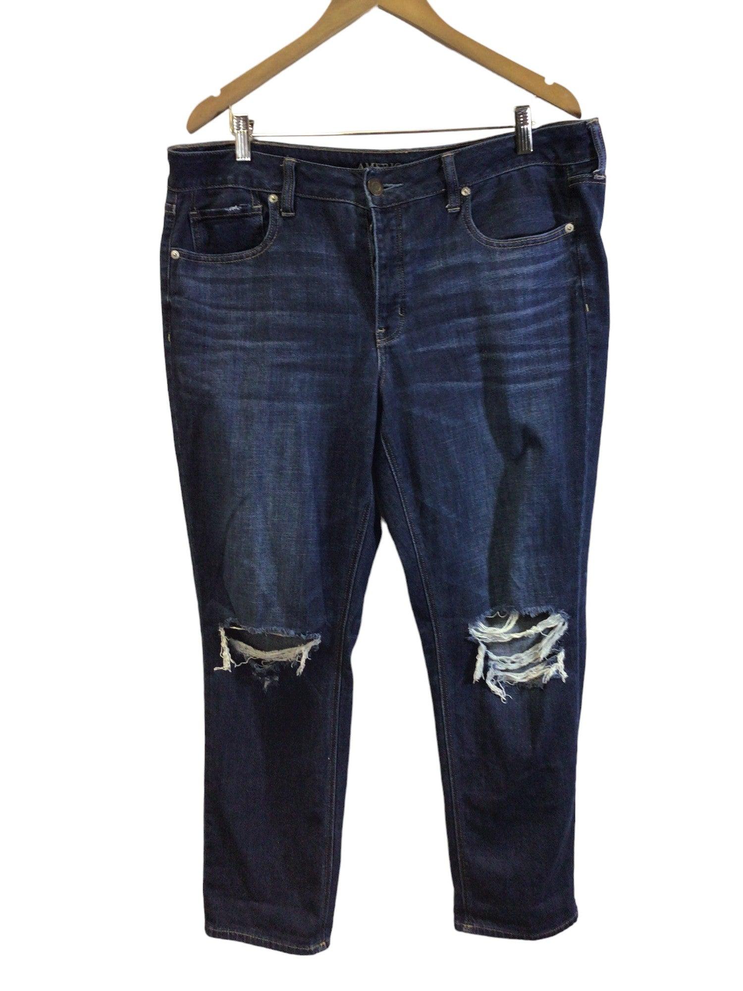 Stylish AMERICAN EAGLE Women's Blue Regular Fit Straight-Legged Jeans - Size 14