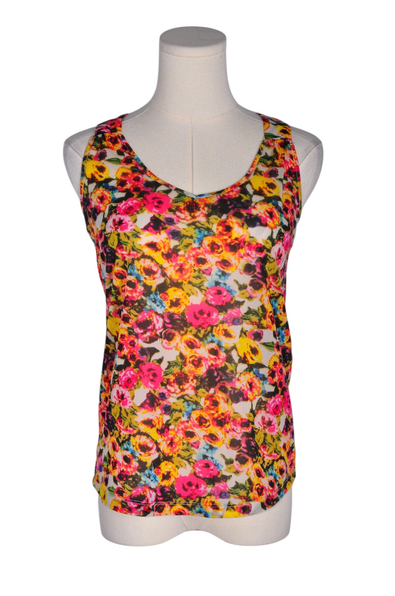 Stylish DYNAMITE Women's Pink Regular Fit Tank Tops - Size XS